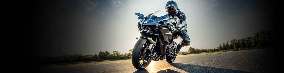 You are currently viewing What Are The Fastest Kawasaki Motorcycles?
