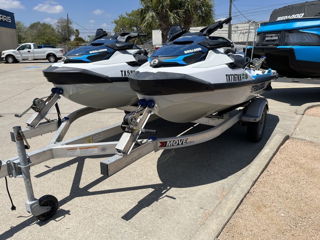You are currently viewing What Are The Key Considerations When Buying A Used Personal Watercraft Pwc