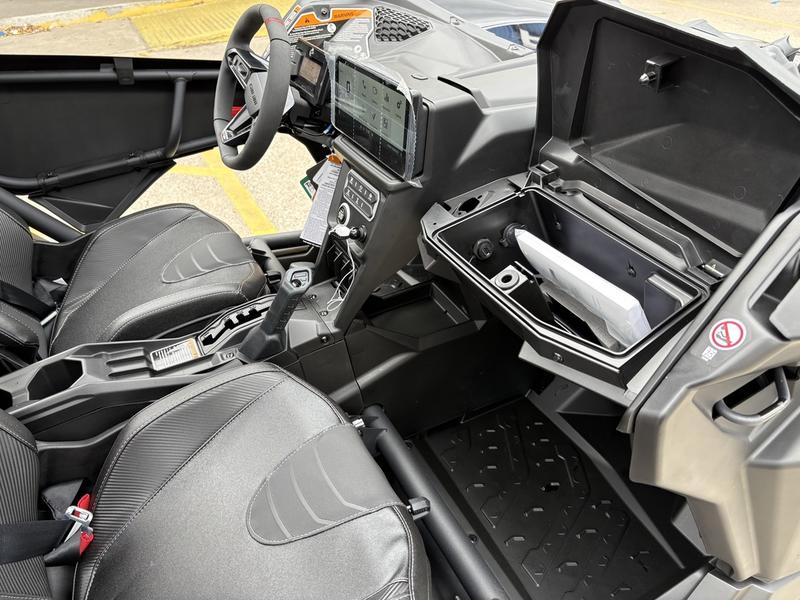 2026 Can-Am Maverick X3 X DS Turbo RR Side x Side