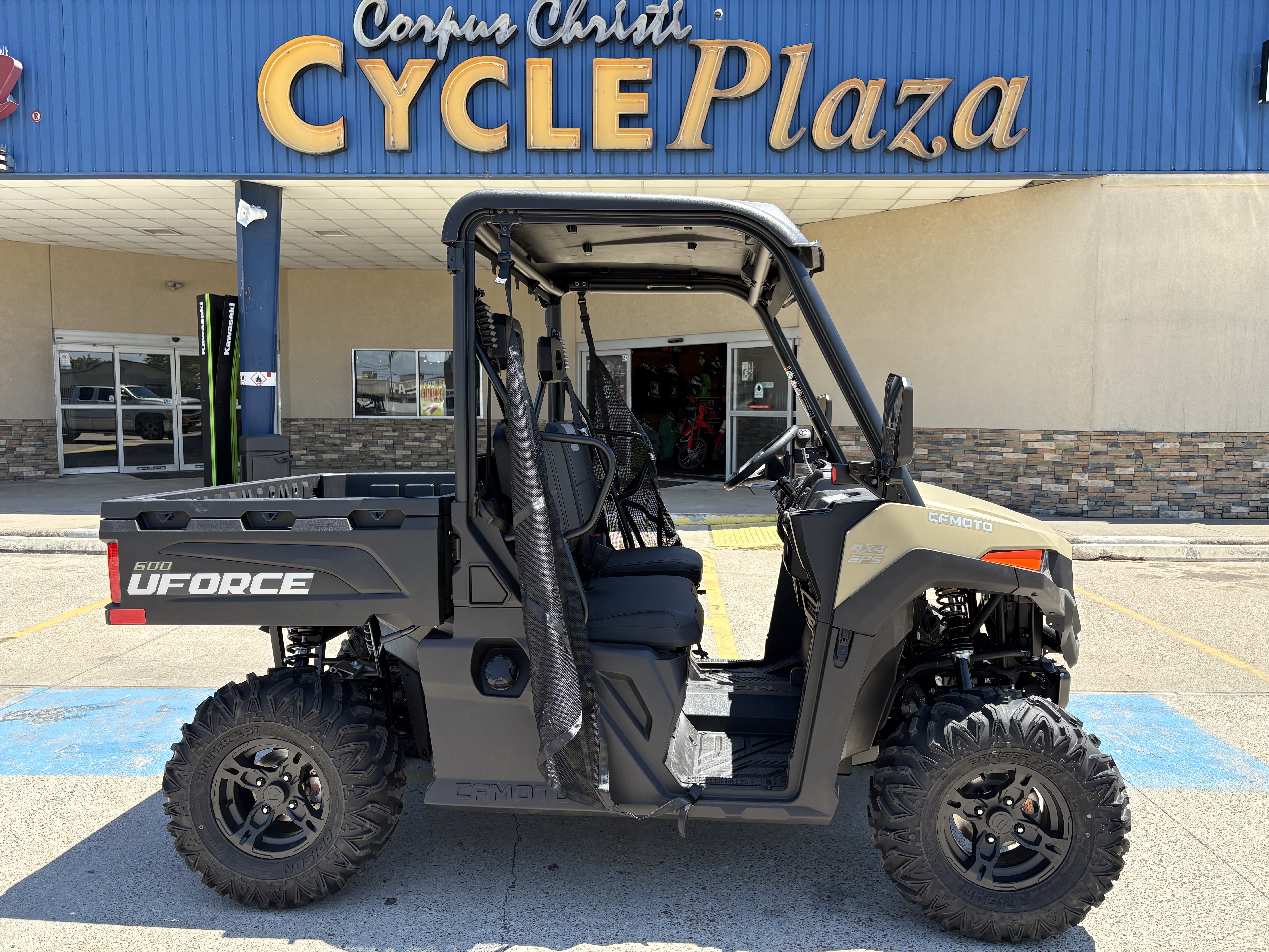 2026 CFMOTO UFORCE 600 CF600UZ UTILITY VEHICLE