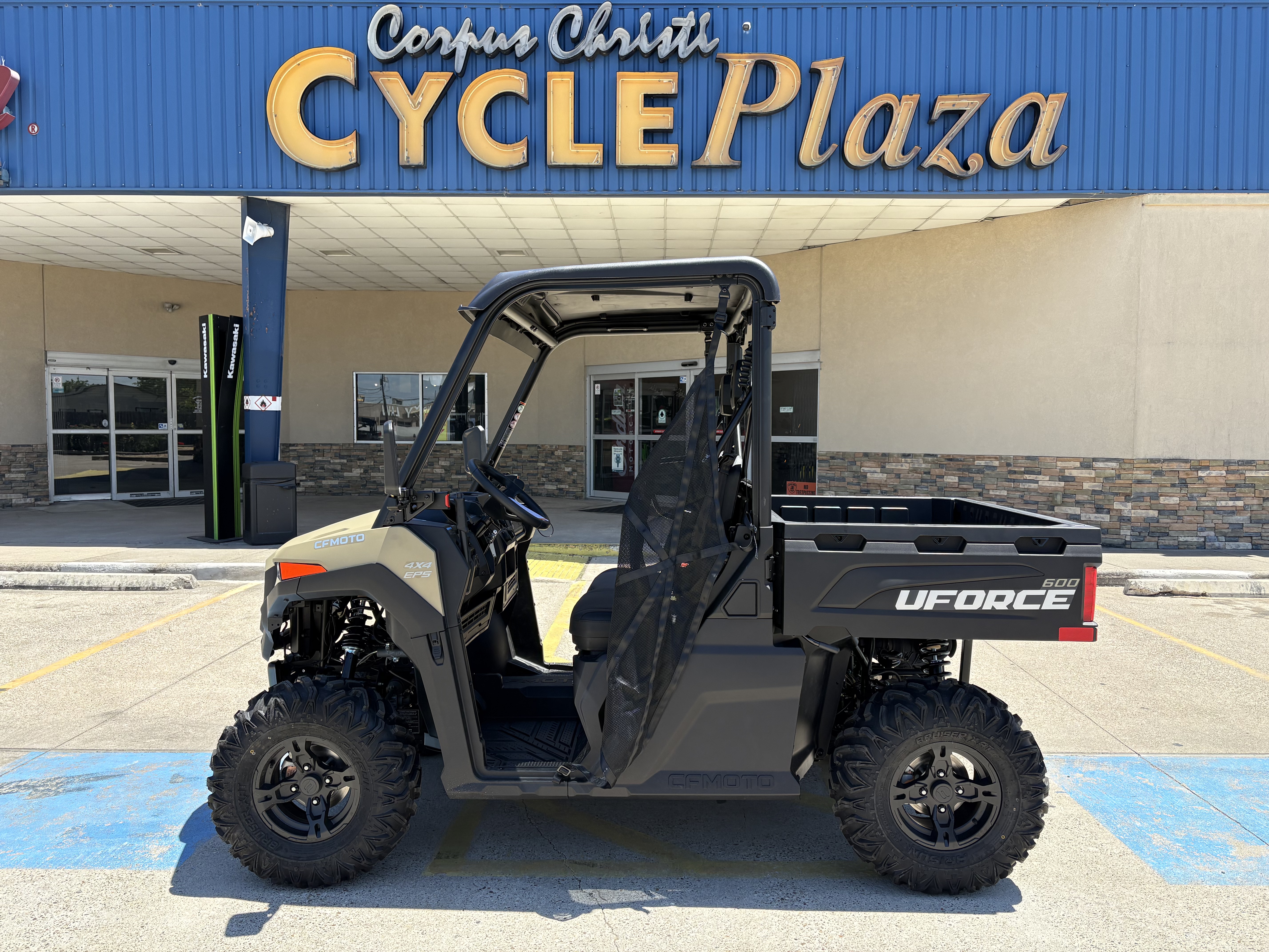 2026 CFMOTO UFORCE 600 CF600UZ UTILITY VEHICLE