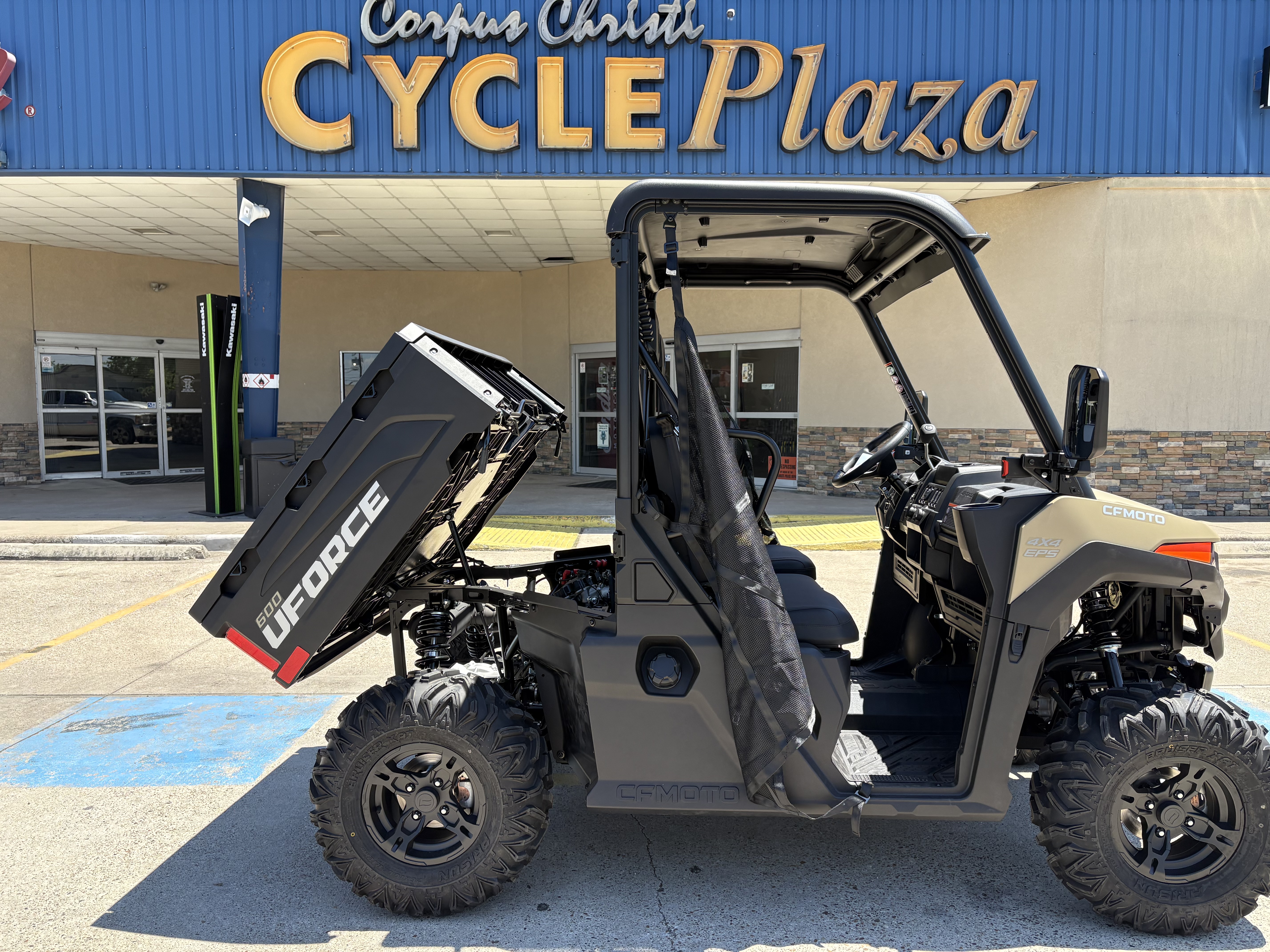 2026 CFMOTO UFORCE 600 CF600UZ UTILITY VEHICLE