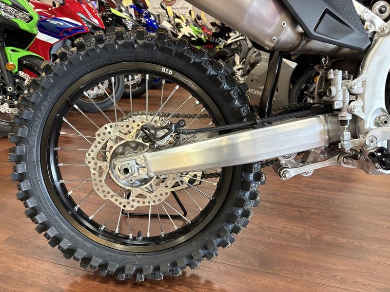 2026 Honda CRF450R DIRT BIKE