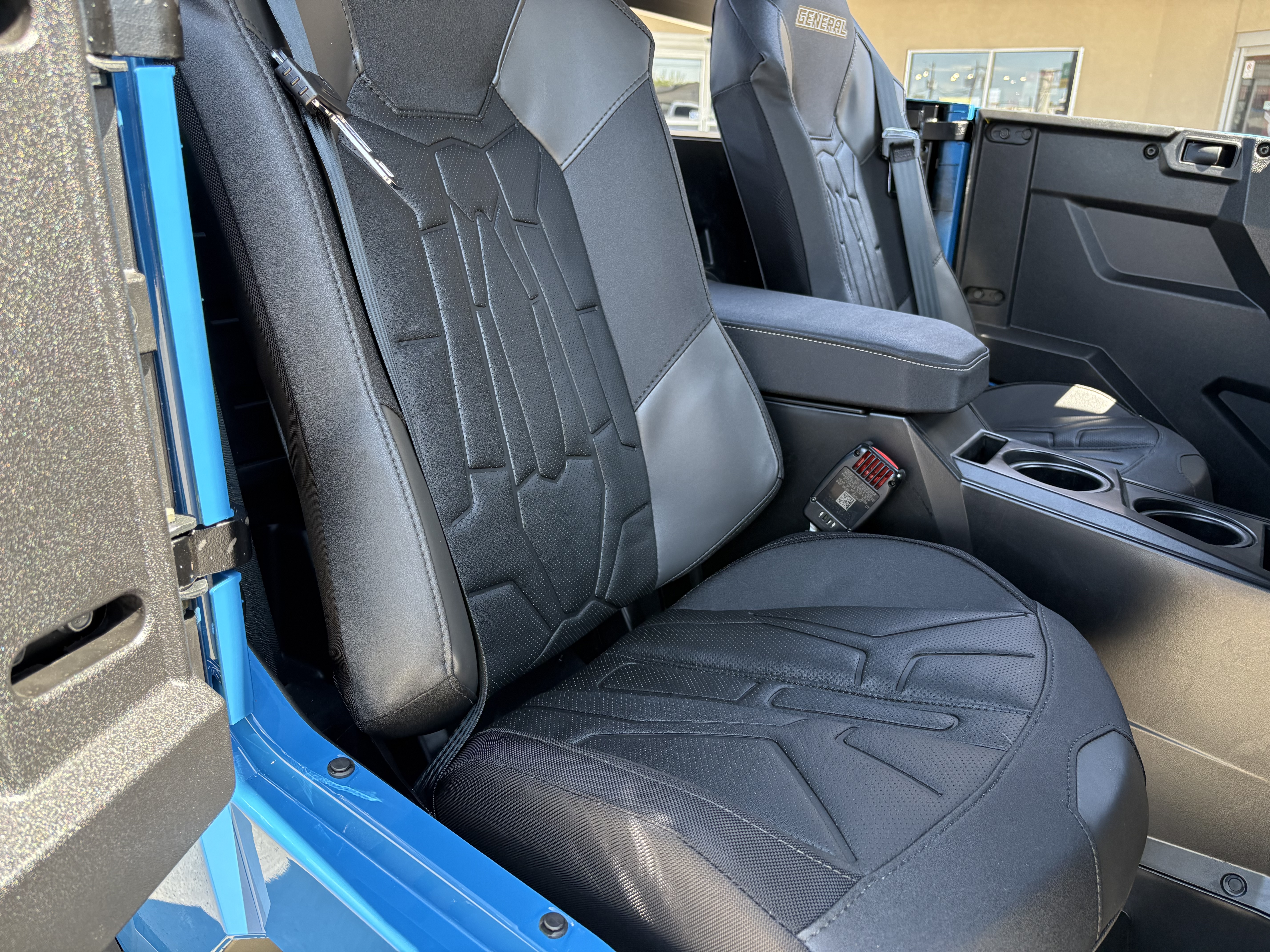 2026 Polaris GENERAL XP 4 1000 Ultimate Side x Side