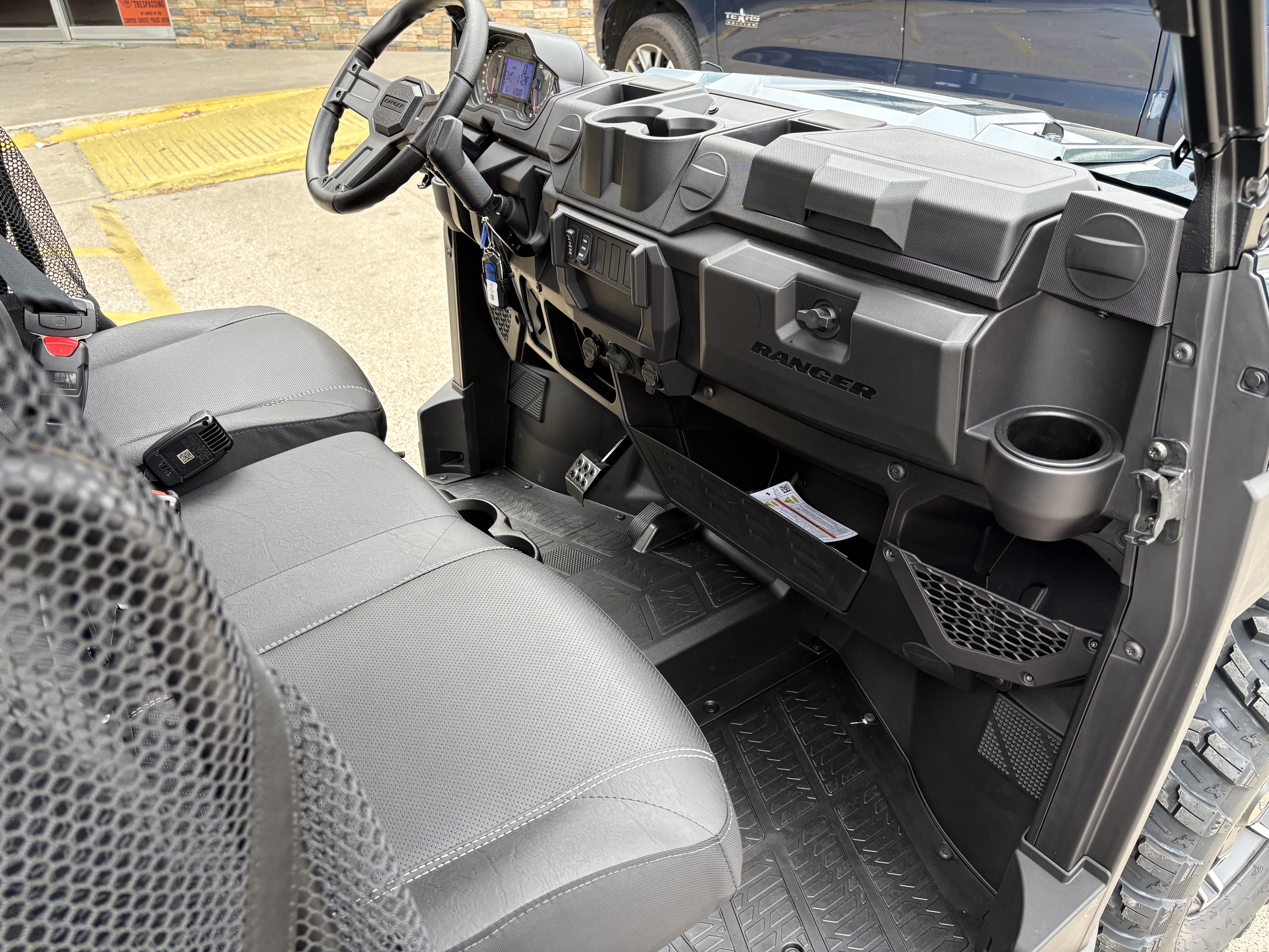 2026 Polaris RANGER CREW XP 1000 Premium Side x Side