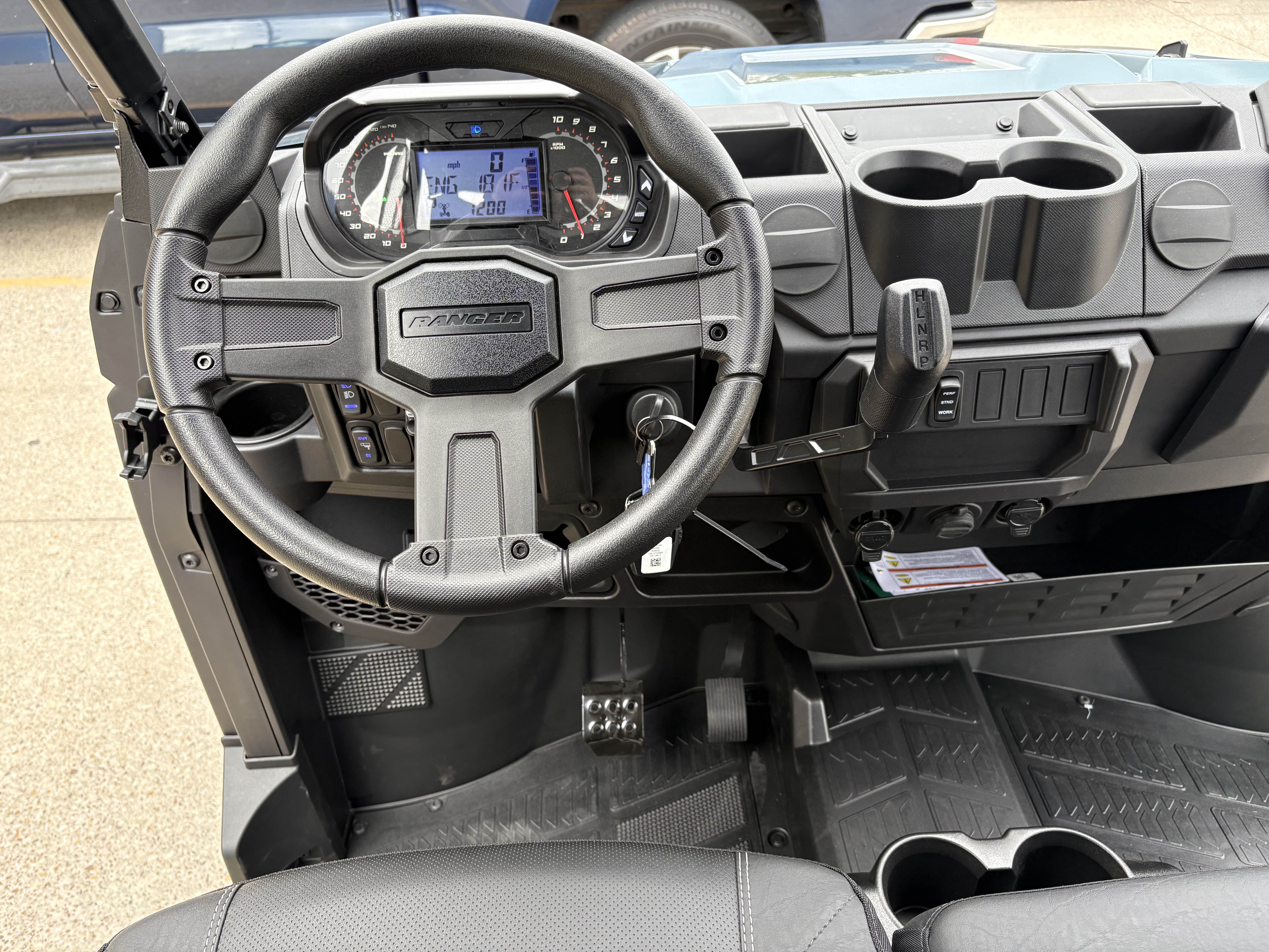 2026 Polaris RANGER CREW XP 1000 Premium Side x Side
