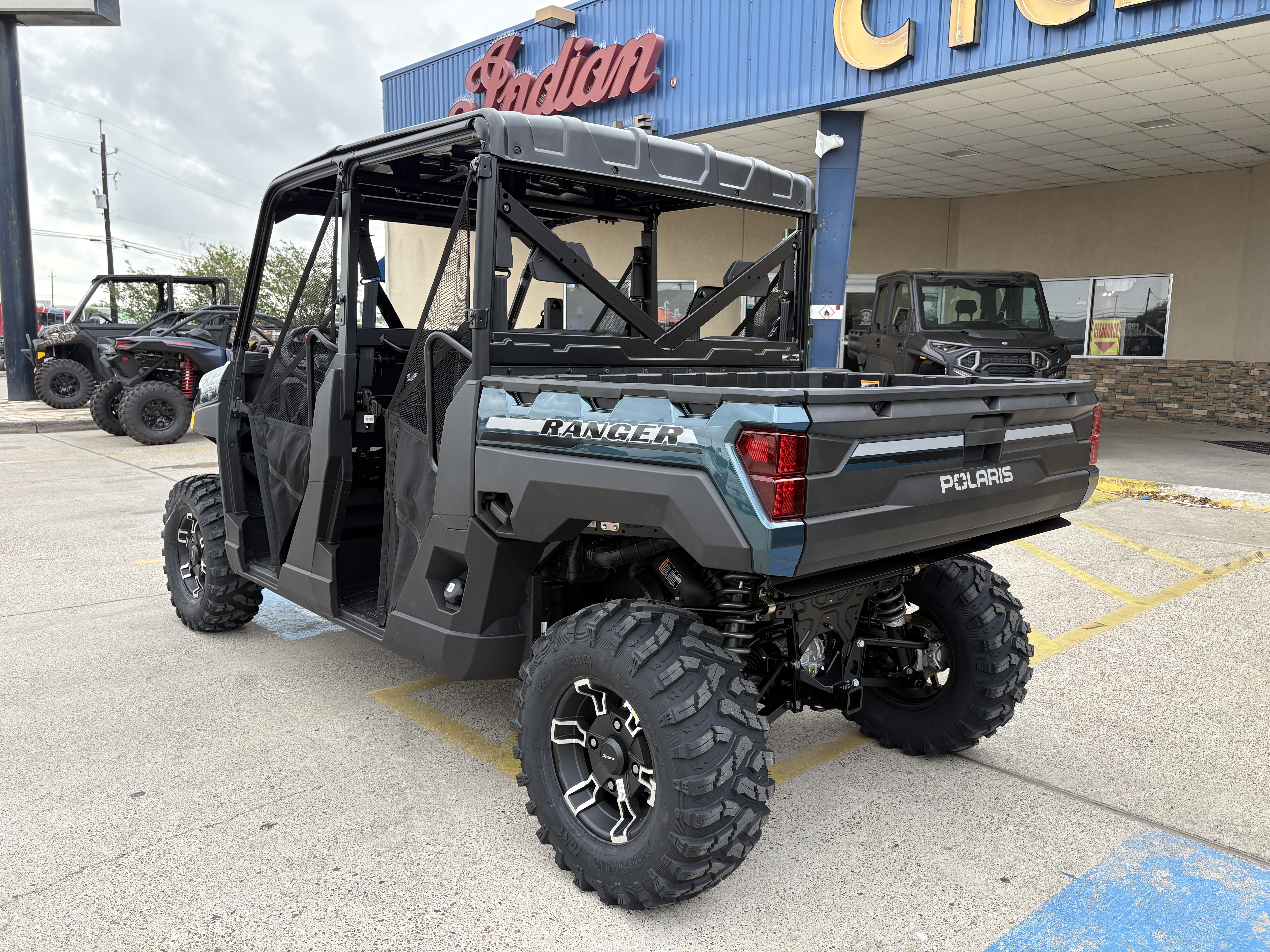2026 Polaris RANGER CREW XP 1000 Premium Side x Side
