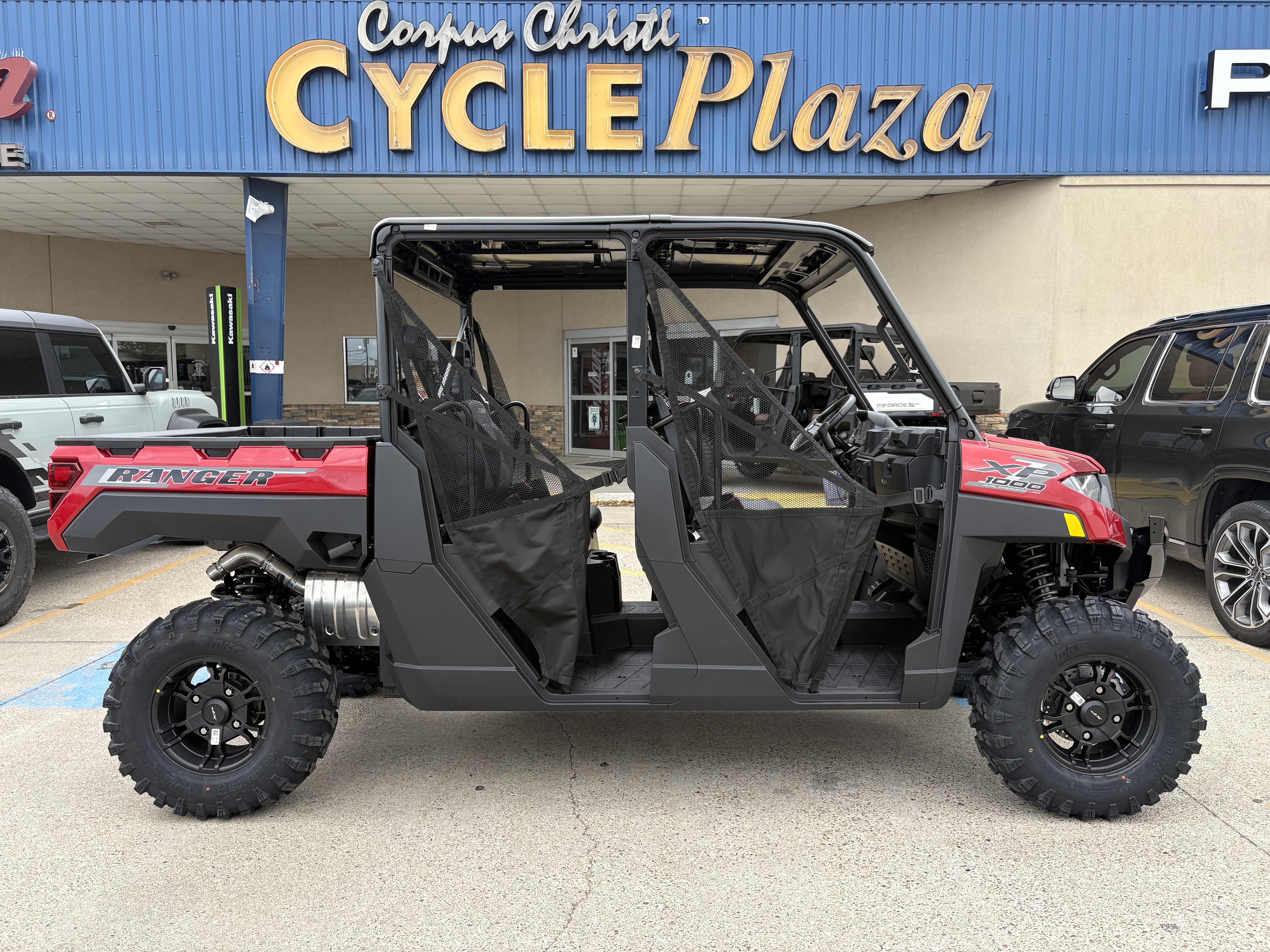 2026 Polaris RANGER CREW XP 1000 Premium Side x Side