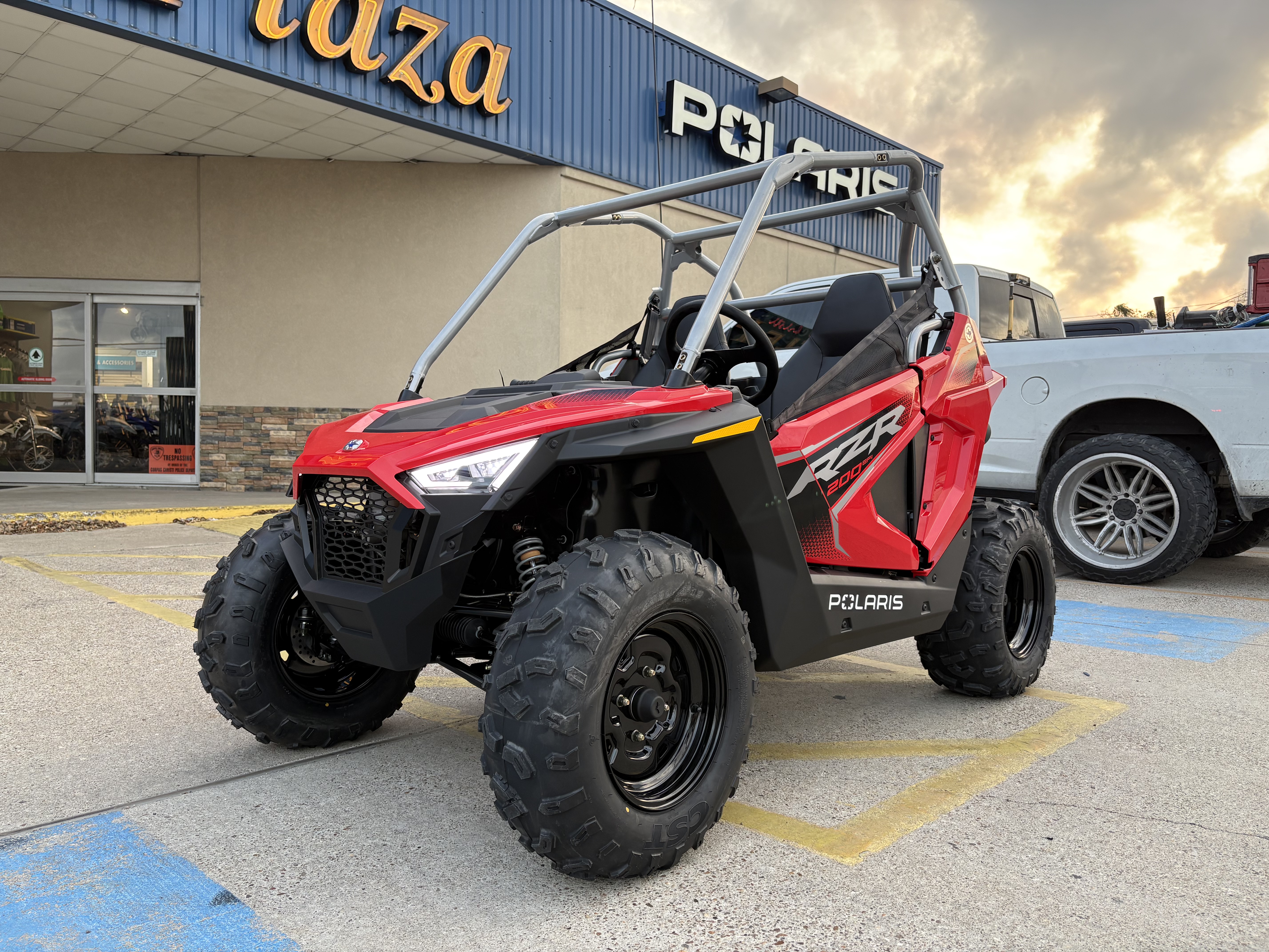2026 Polaris RZR 200 EFI Side x Side
