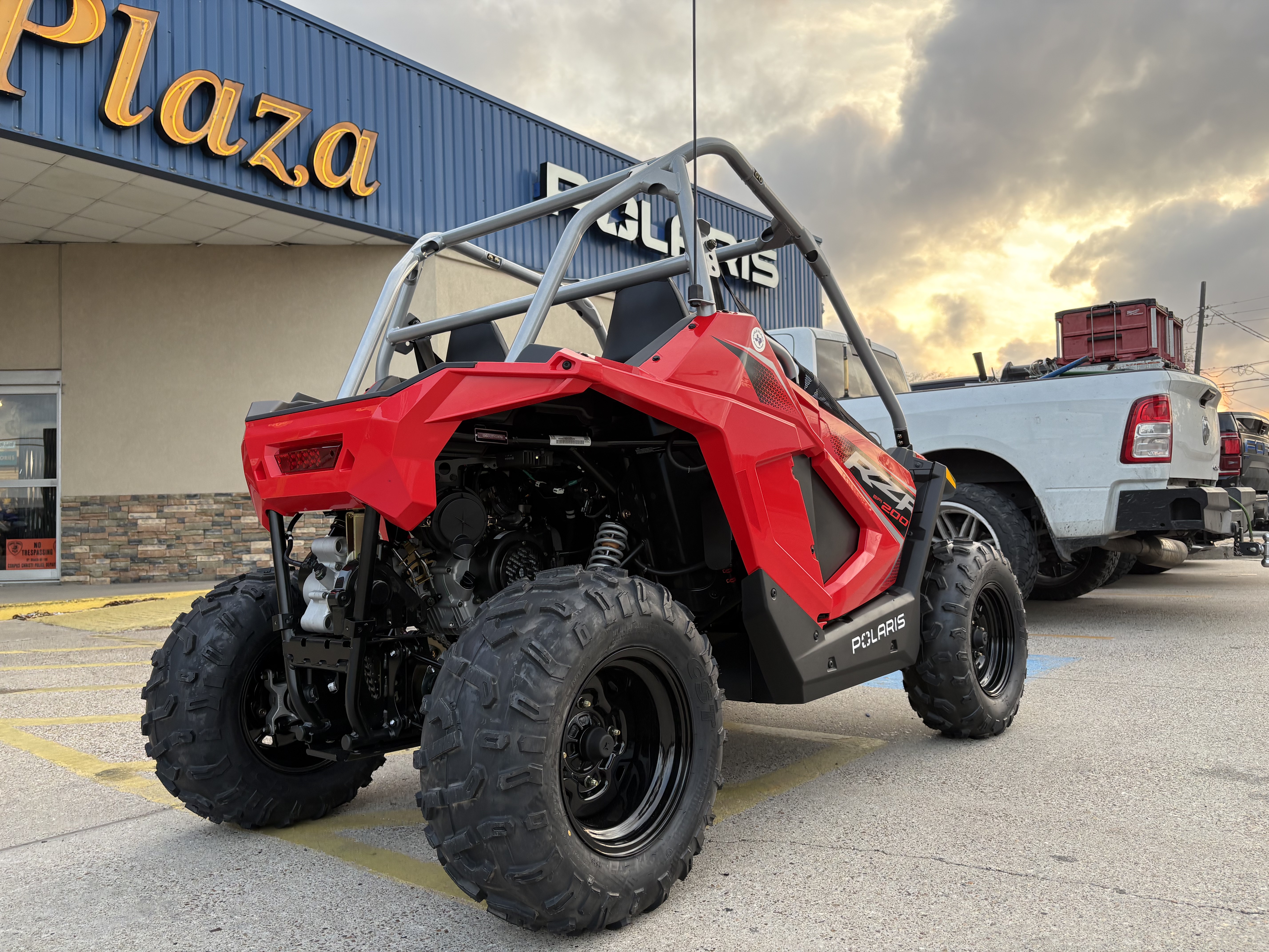 2026 Polaris RZR 200 EFI Side x Side