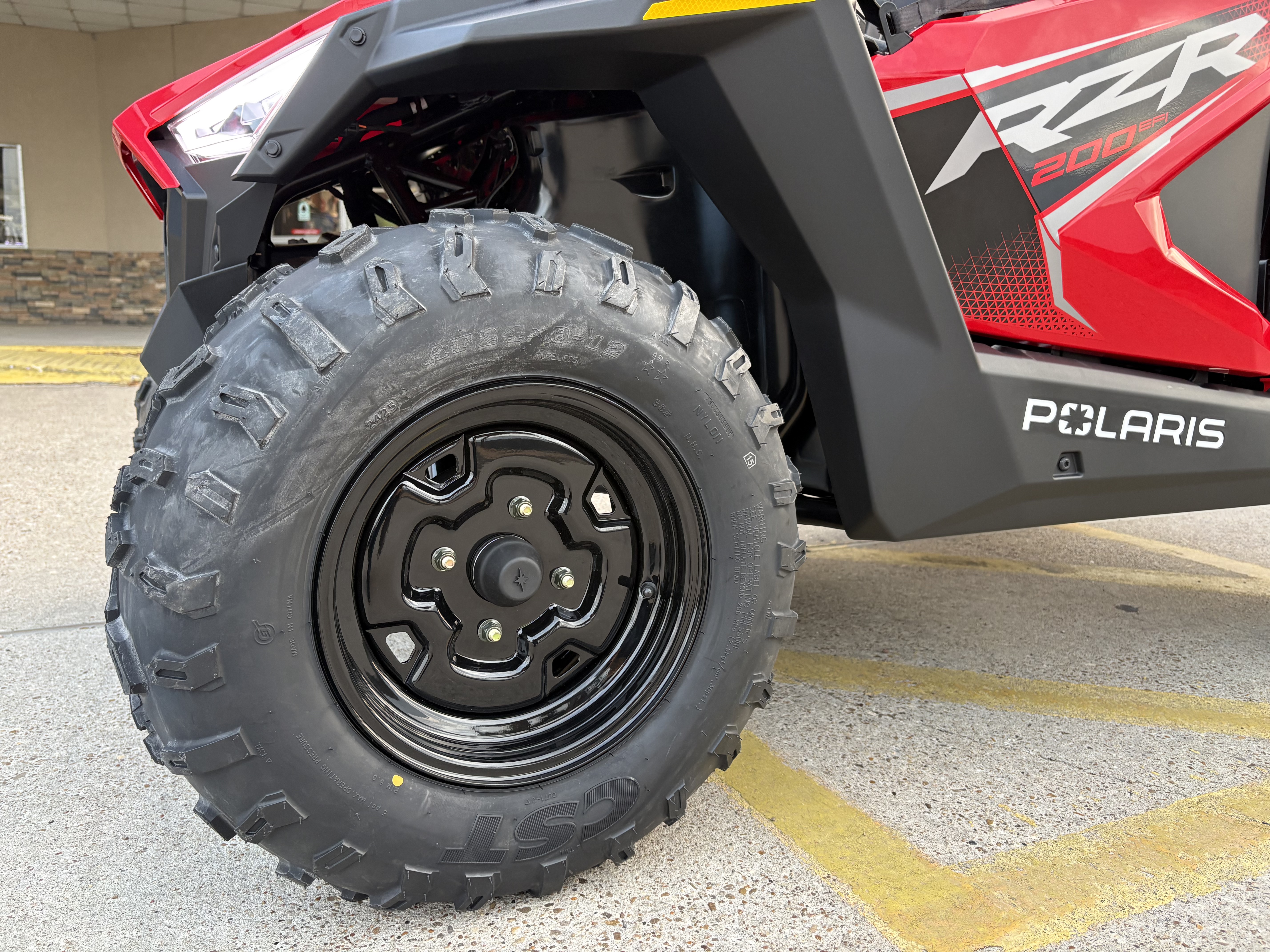 2026 Polaris RZR 200 EFI Side x Side