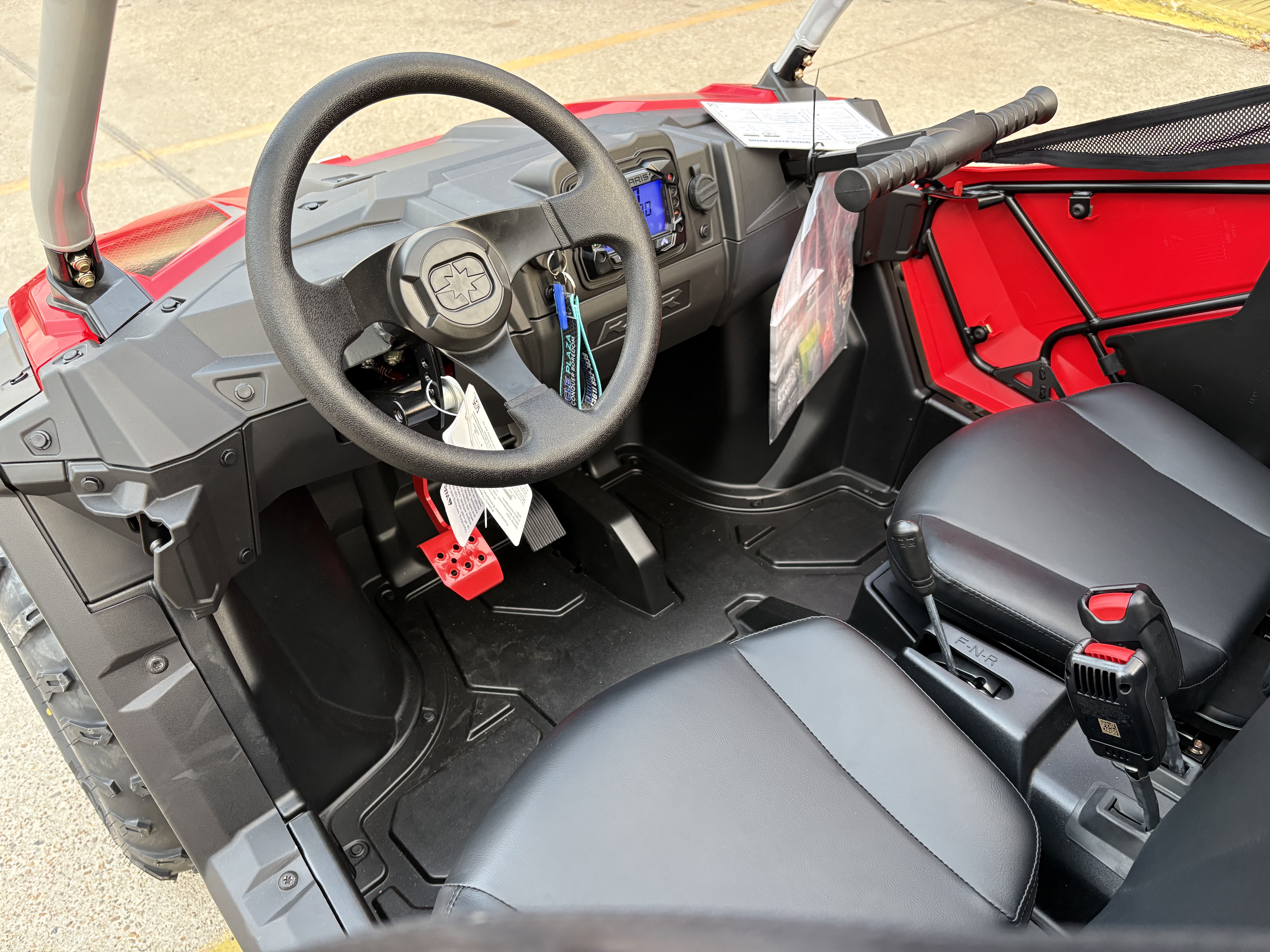 2026 Polaris RZR 200 EFI Side x Side