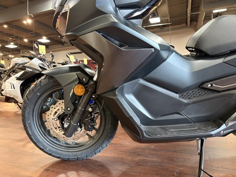 2027 Honda ADV160 SCOOTER