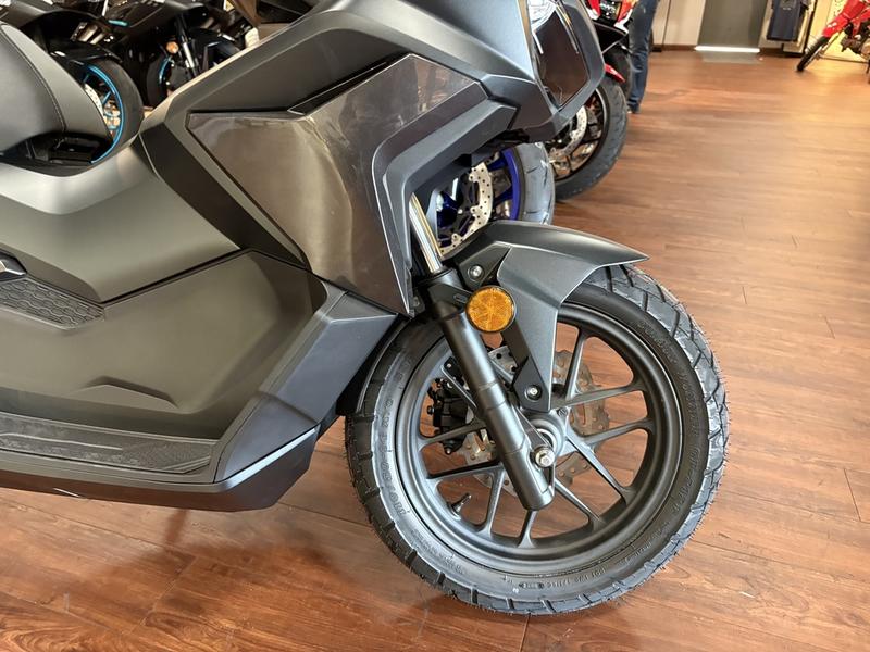 2027 Honda ADV160 SCOOTER