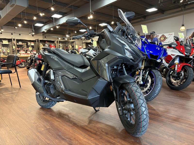 2027 Honda ADV160 SCOOTER