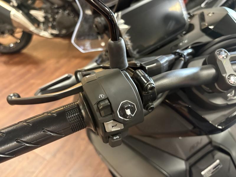 2027 Honda ADV160 SCOOTER