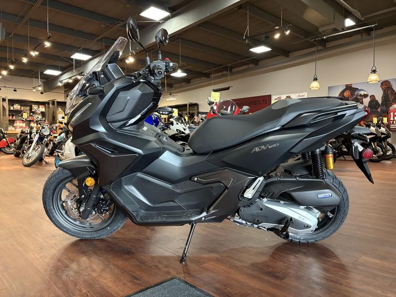2027 Honda ADV160 SCOOTER