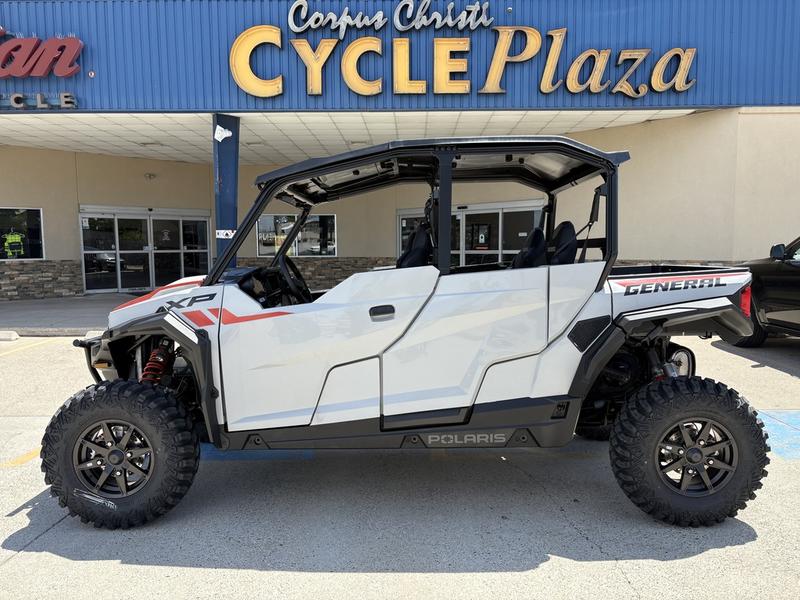 2027 Polaris GENERAL XP 4 1000 Sport Side x Side