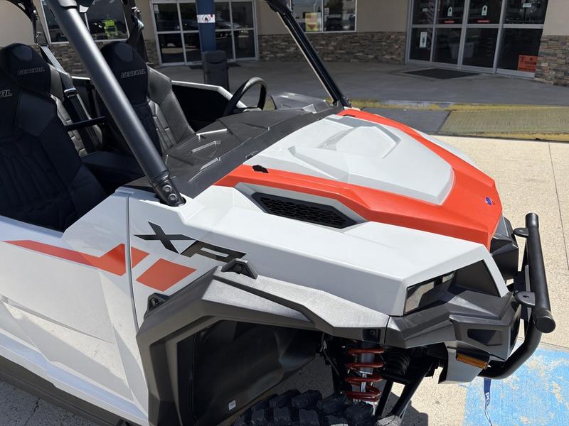 2027 Polaris GENERAL XP 4 1000 Sport Side x Side