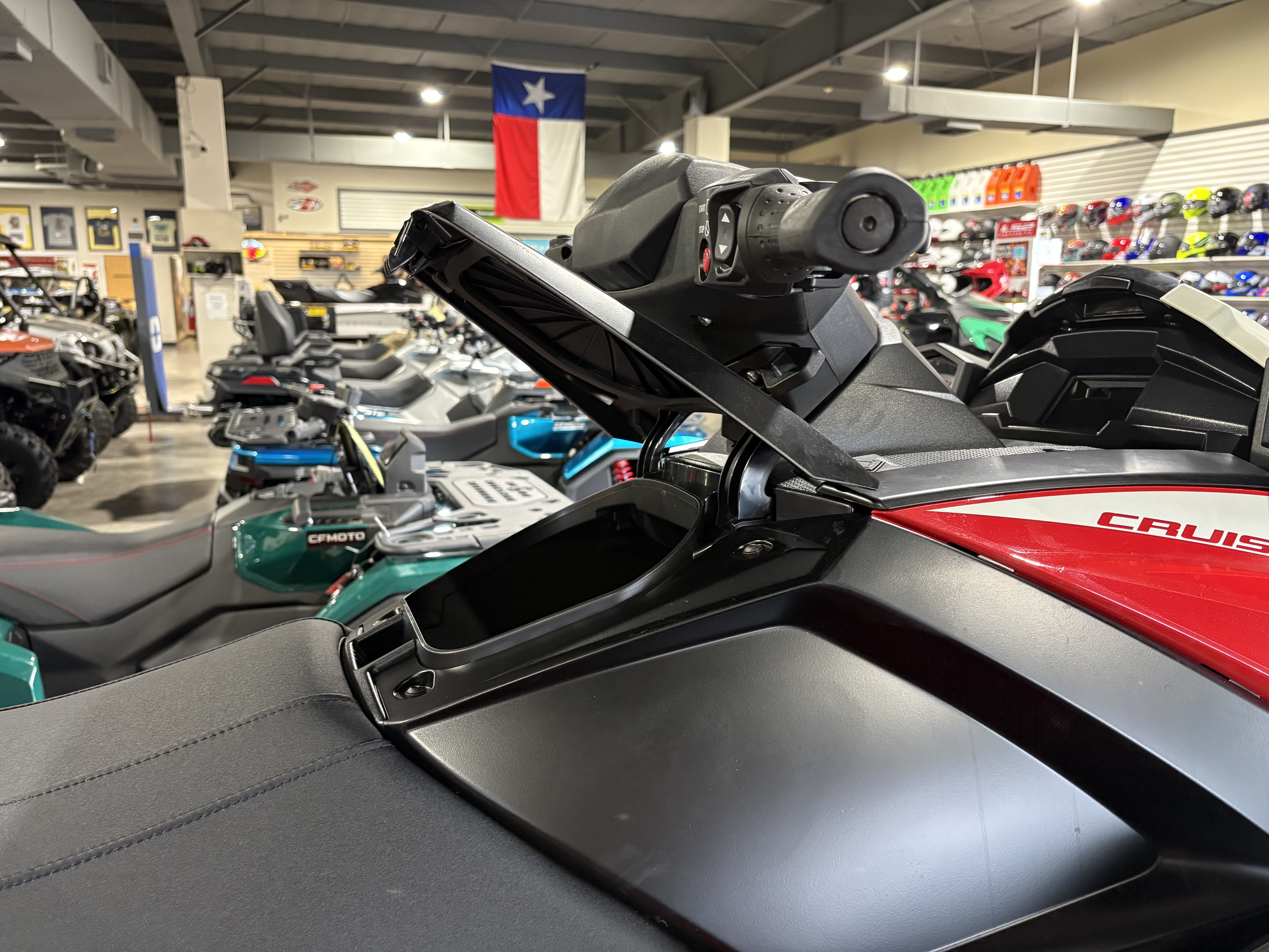 2027 Yamaha Waverunner VX Cruiser WATERCRAFT