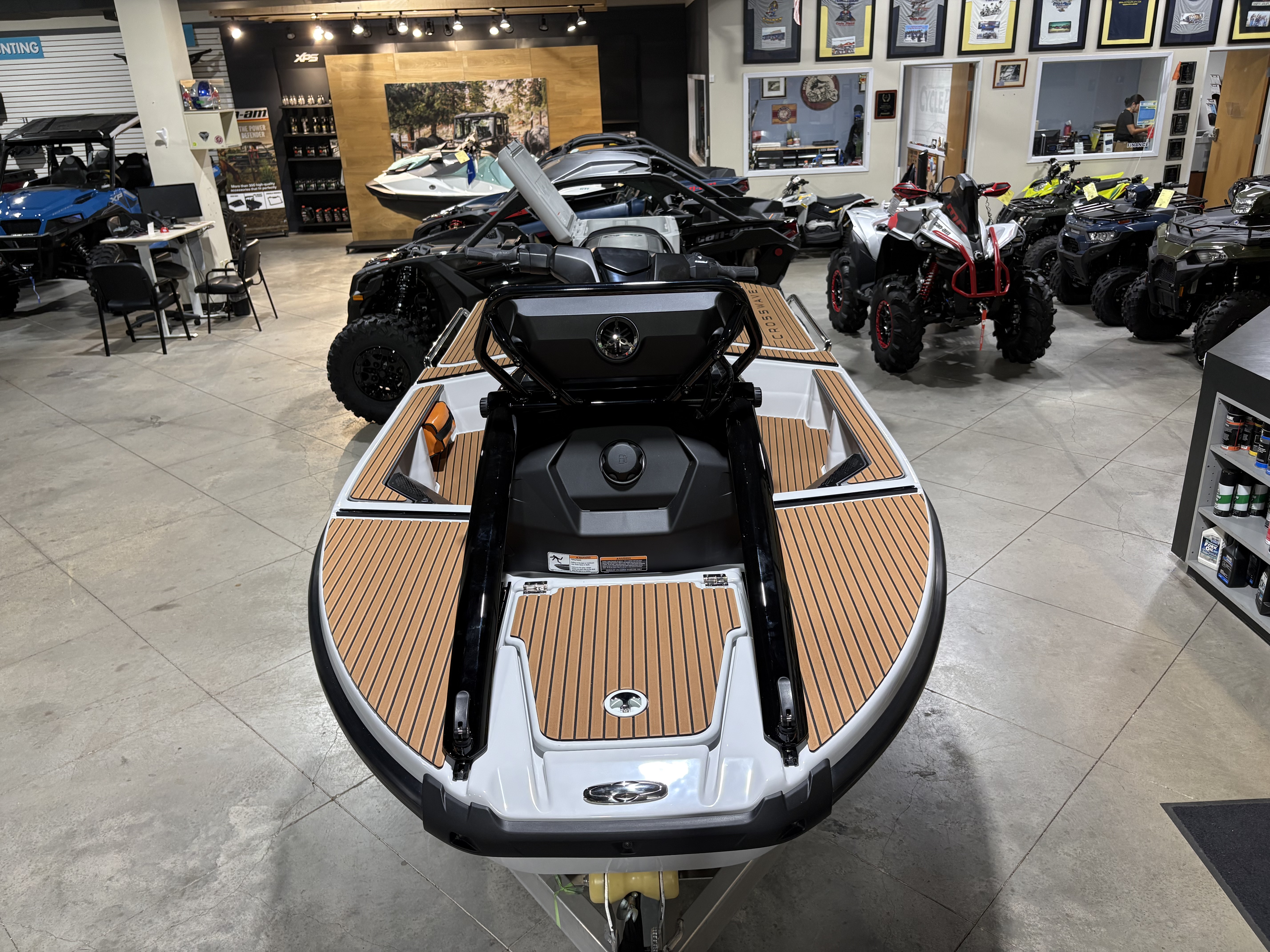 2027 Yamaha Waverunner CROSSWAVE-MIST GRAY WATERCRAFT
