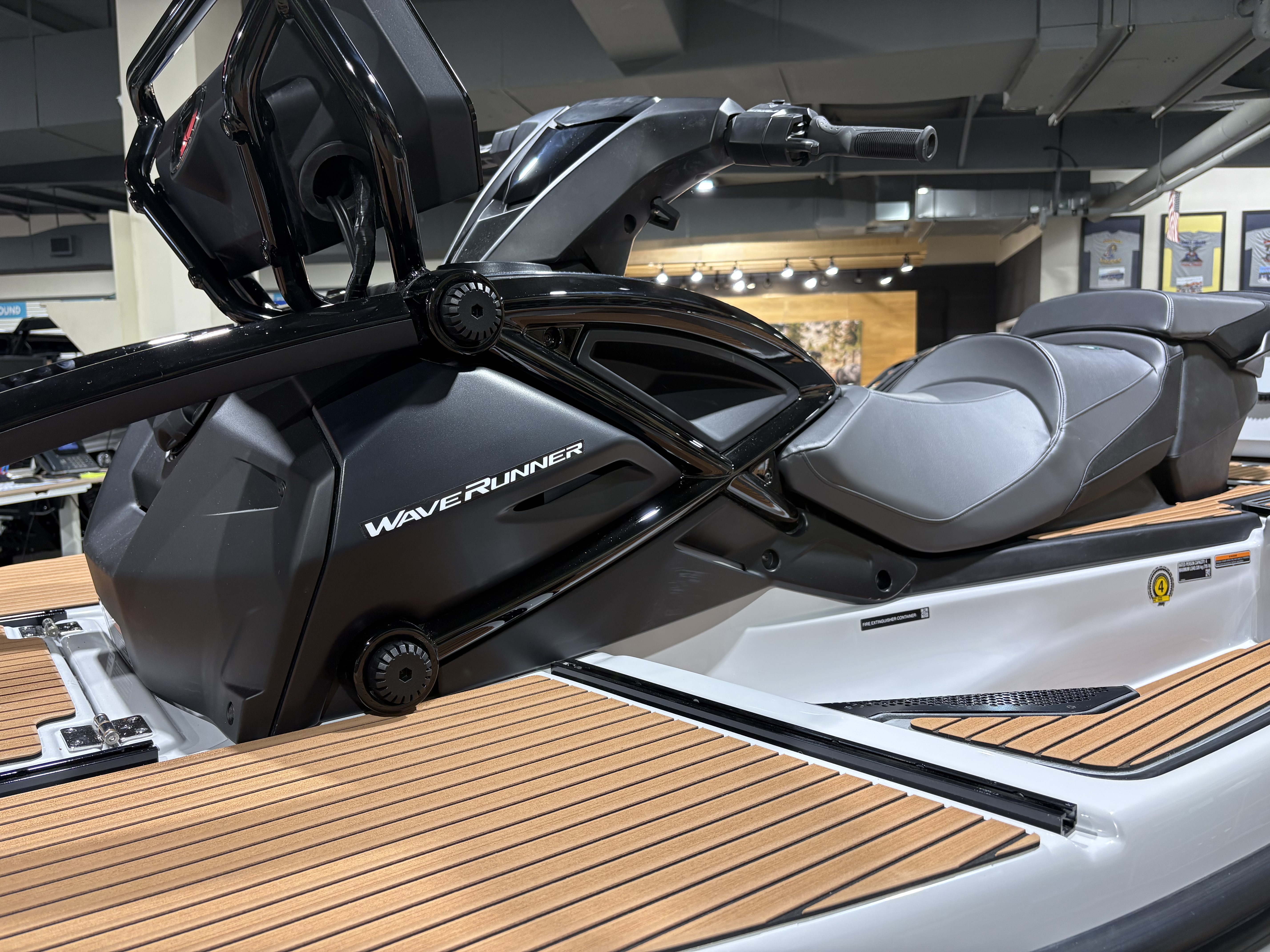 2027 Yamaha Waverunner CROSSWAVE-MIST GRAY WATERCRAFT