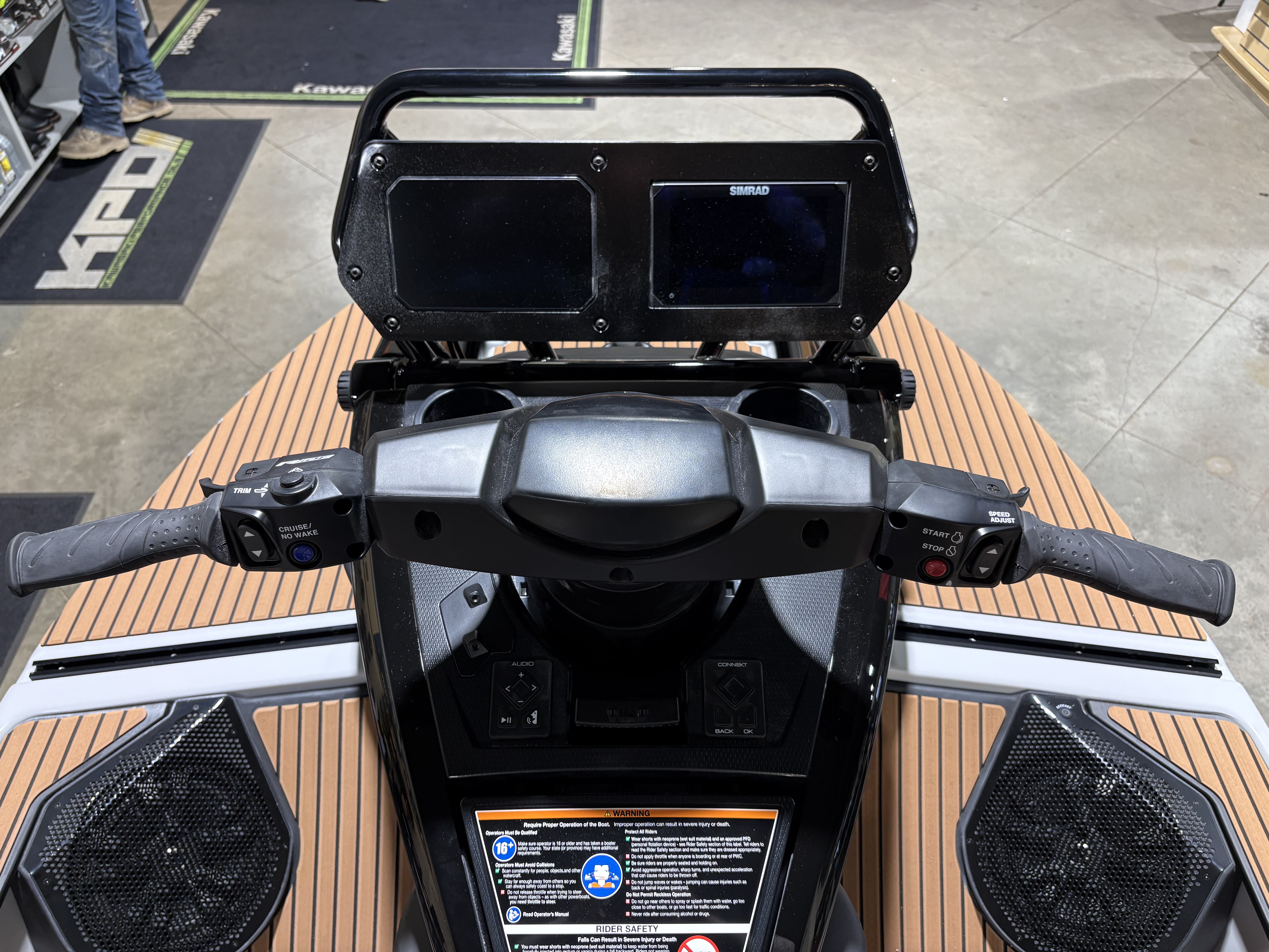 2027 Yamaha Waverunner CROSSWAVE-MIST GRAY WATERCRAFT
