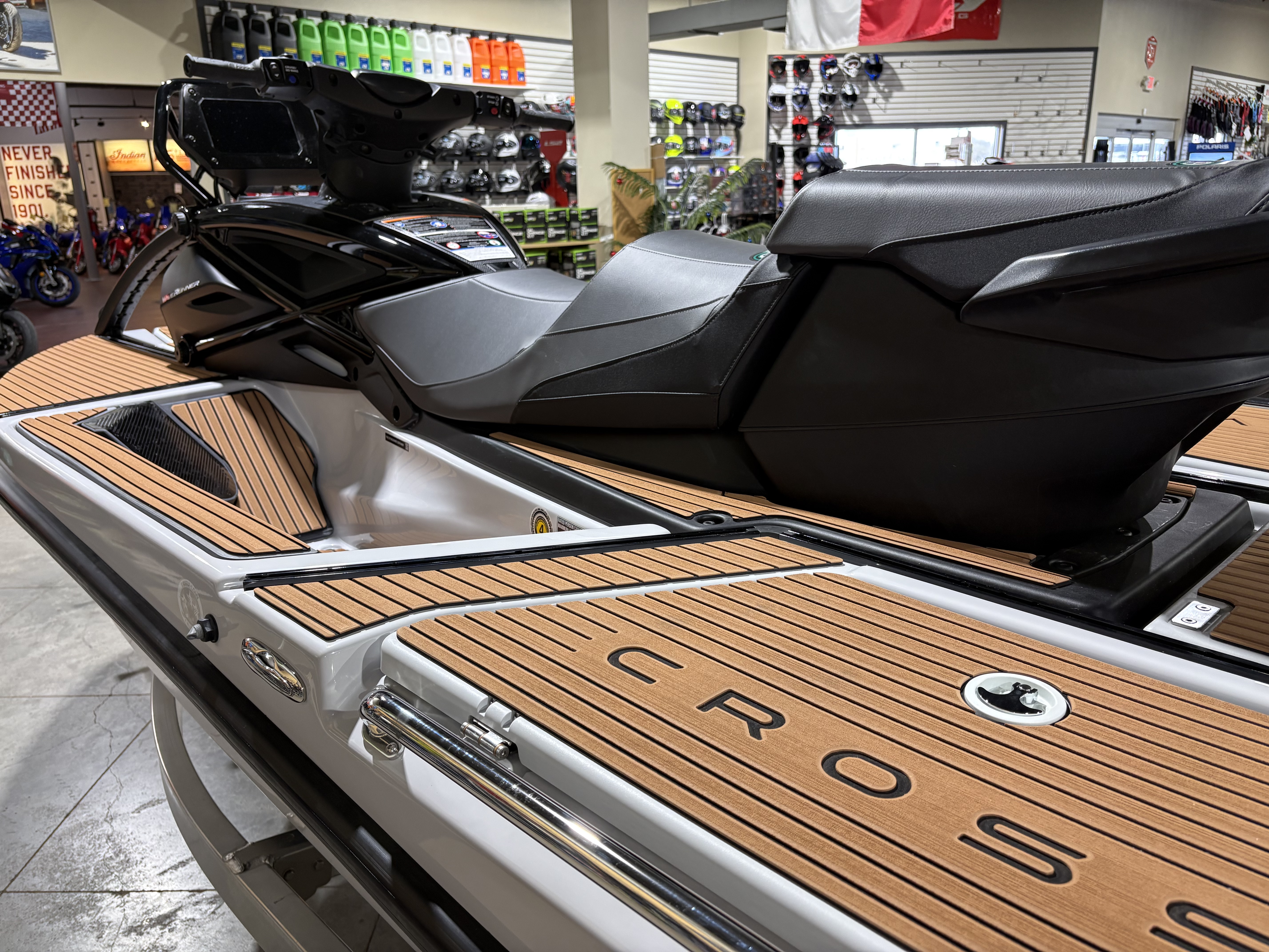 2027 Yamaha Waverunner CROSSWAVE-MIST GRAY WATERCRAFT