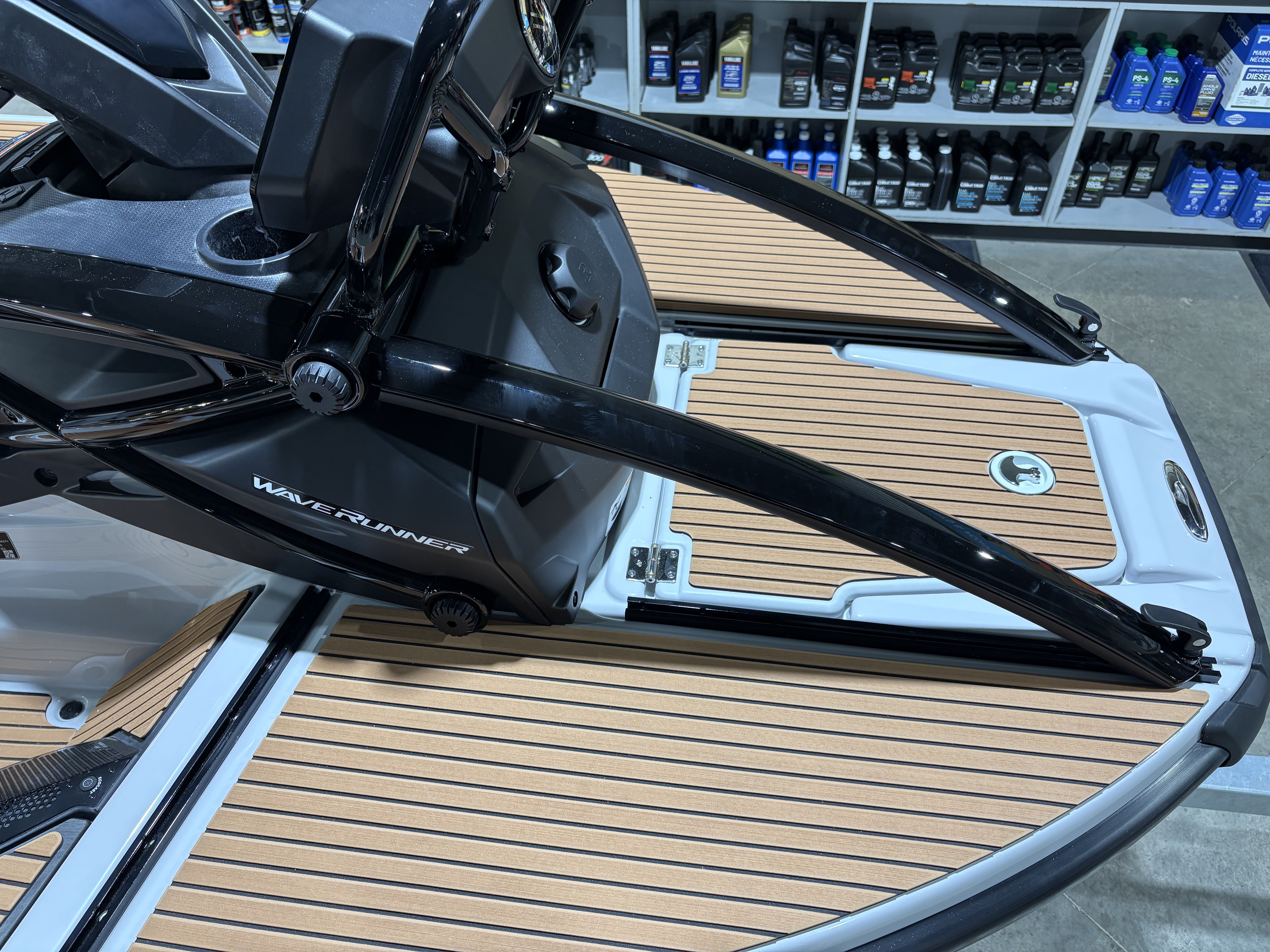 2027 Yamaha Waverunner CROSSWAVE-MIST GRAY WATERCRAFT