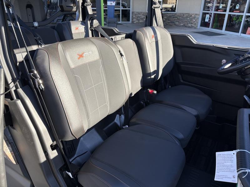 2026 Can-Am Defender MAX X mr HD11 with half-doors UTV