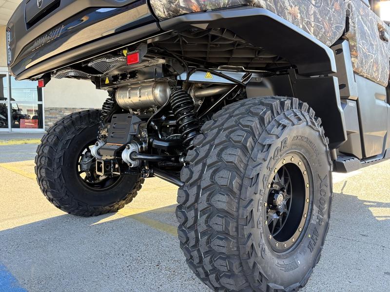 2026 Can-Am Defender MAX X mr HD11 with half-doors UTV