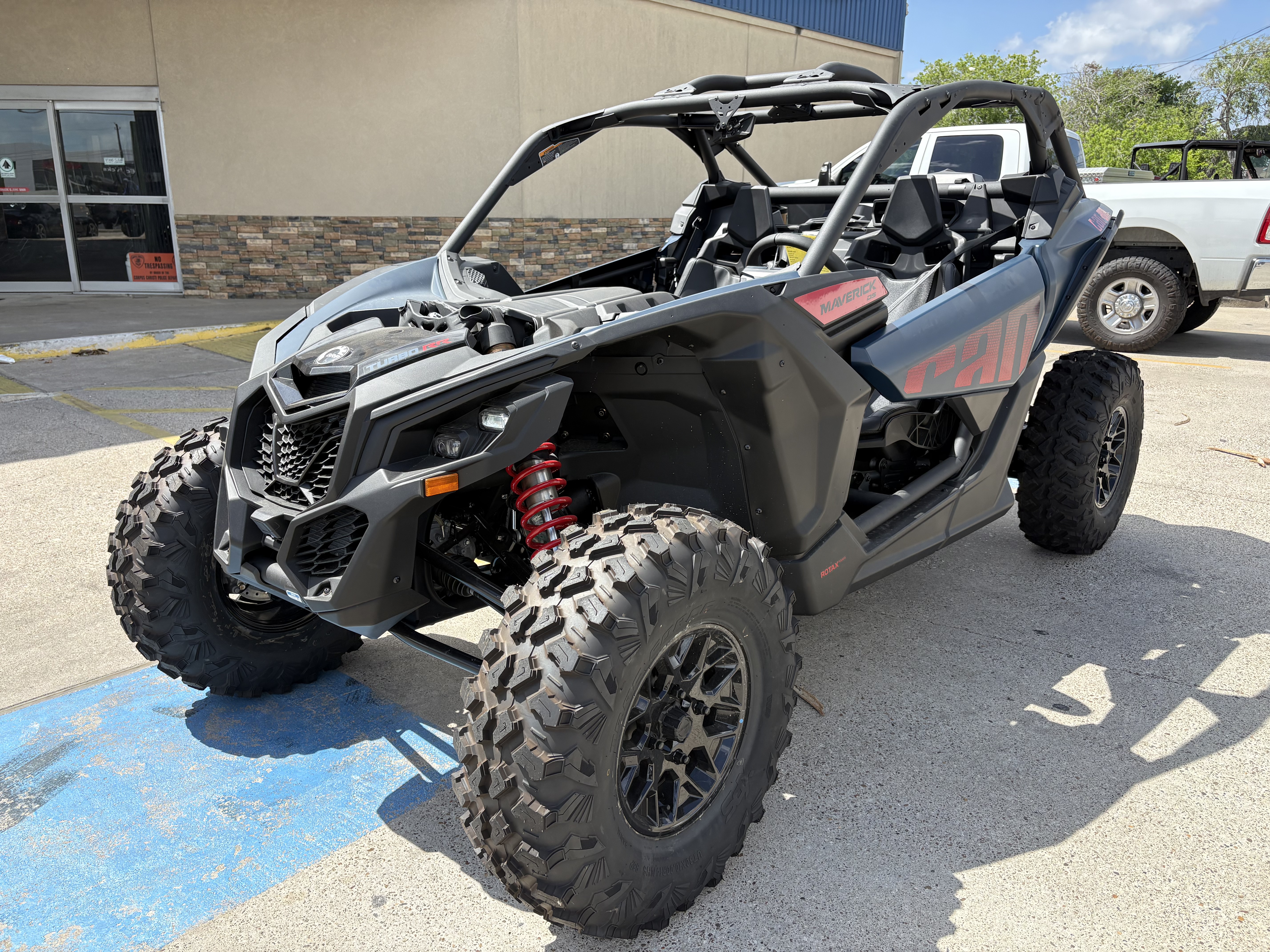 2026 Can-Am Maverick X3 DS Turbo RR Side x Side