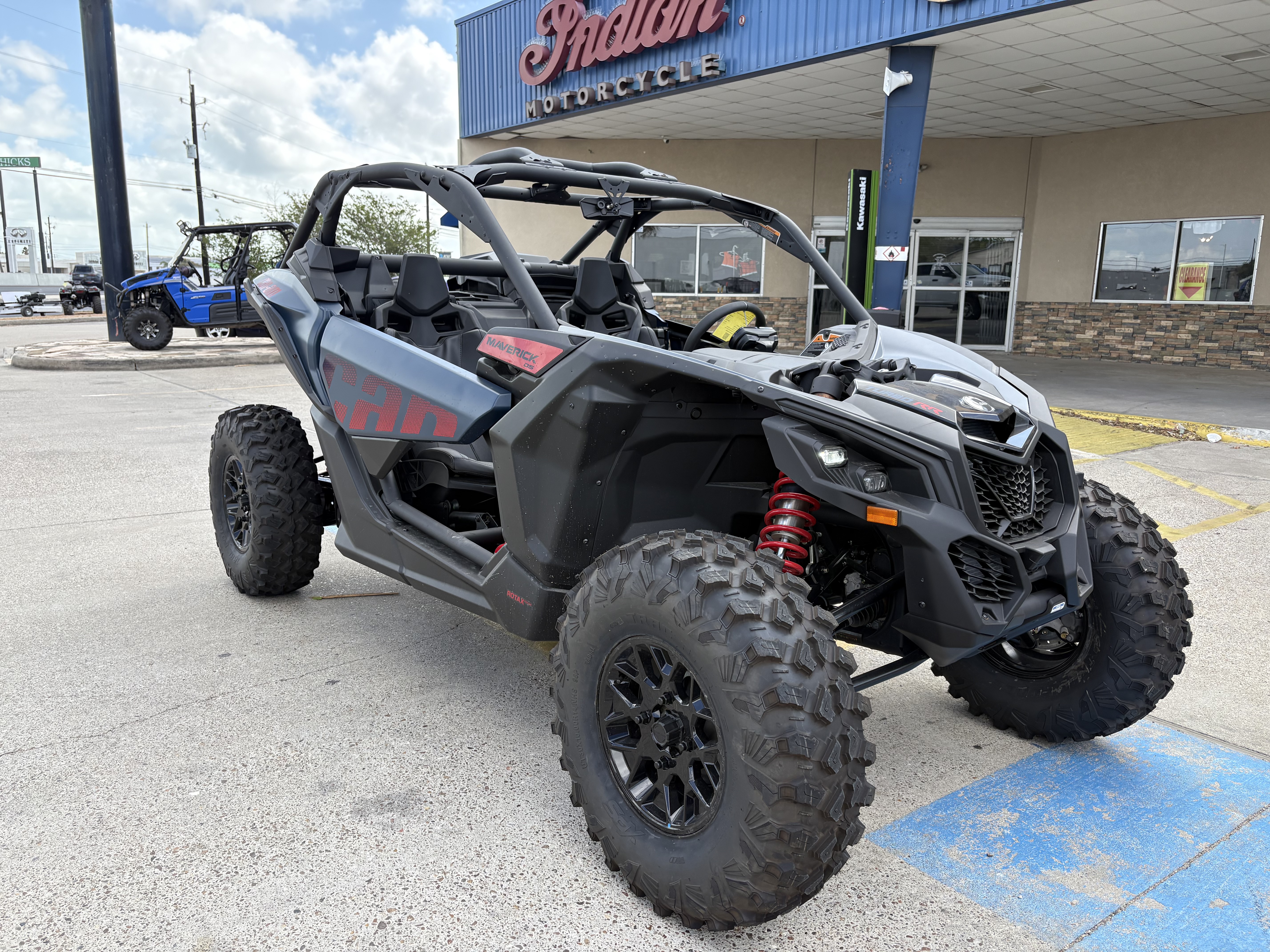 2026 Can-Am Maverick X3 DS Turbo RR Side x Side