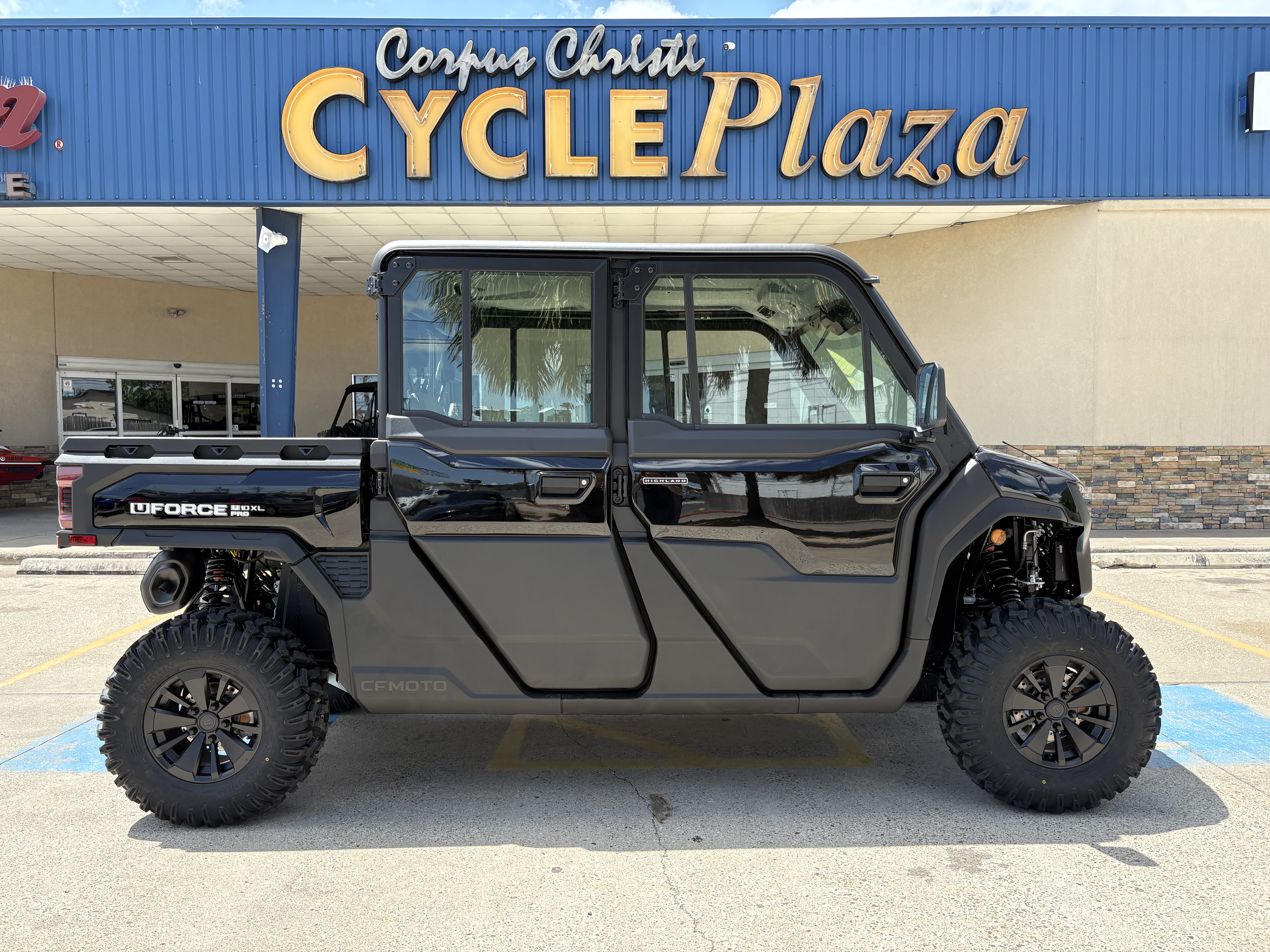 2026 CFMOTO UFORCE U10 XL Pro Highland UTILITY VEHICLE