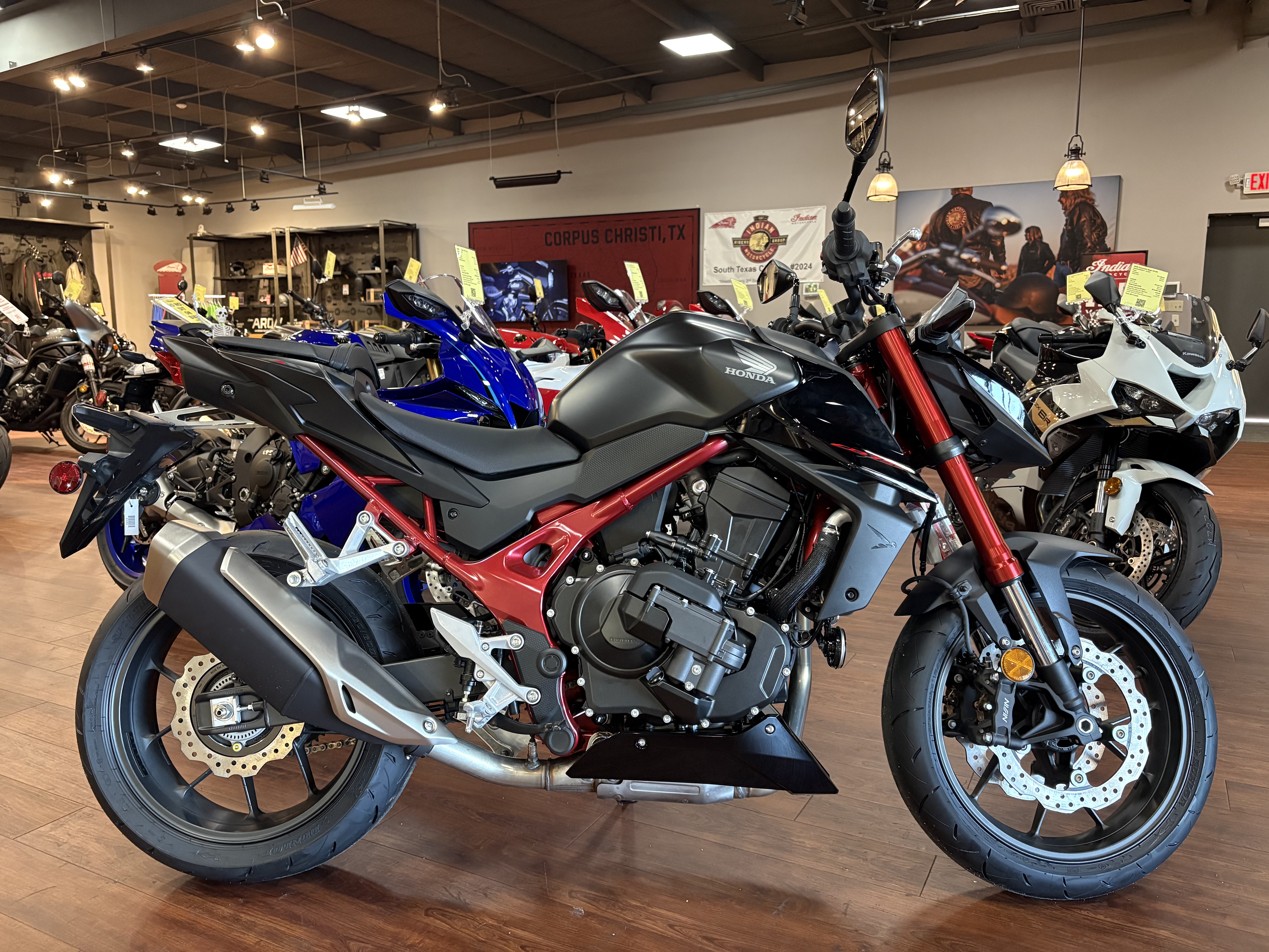 2026 Honda CB750 Hornet E-Clutch CRUISER