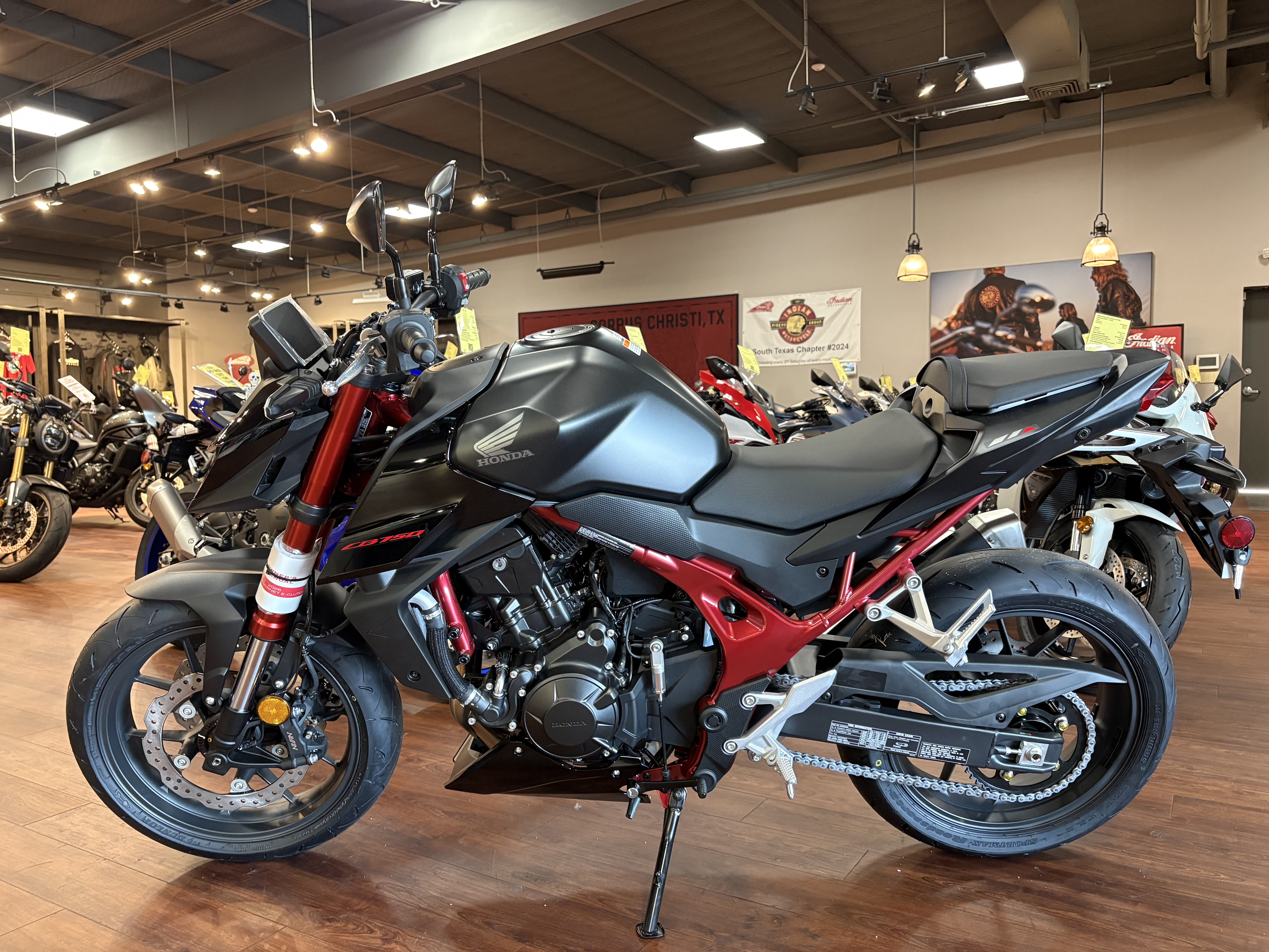 2026 Honda CB750 Hornet E-Clutch CRUISER