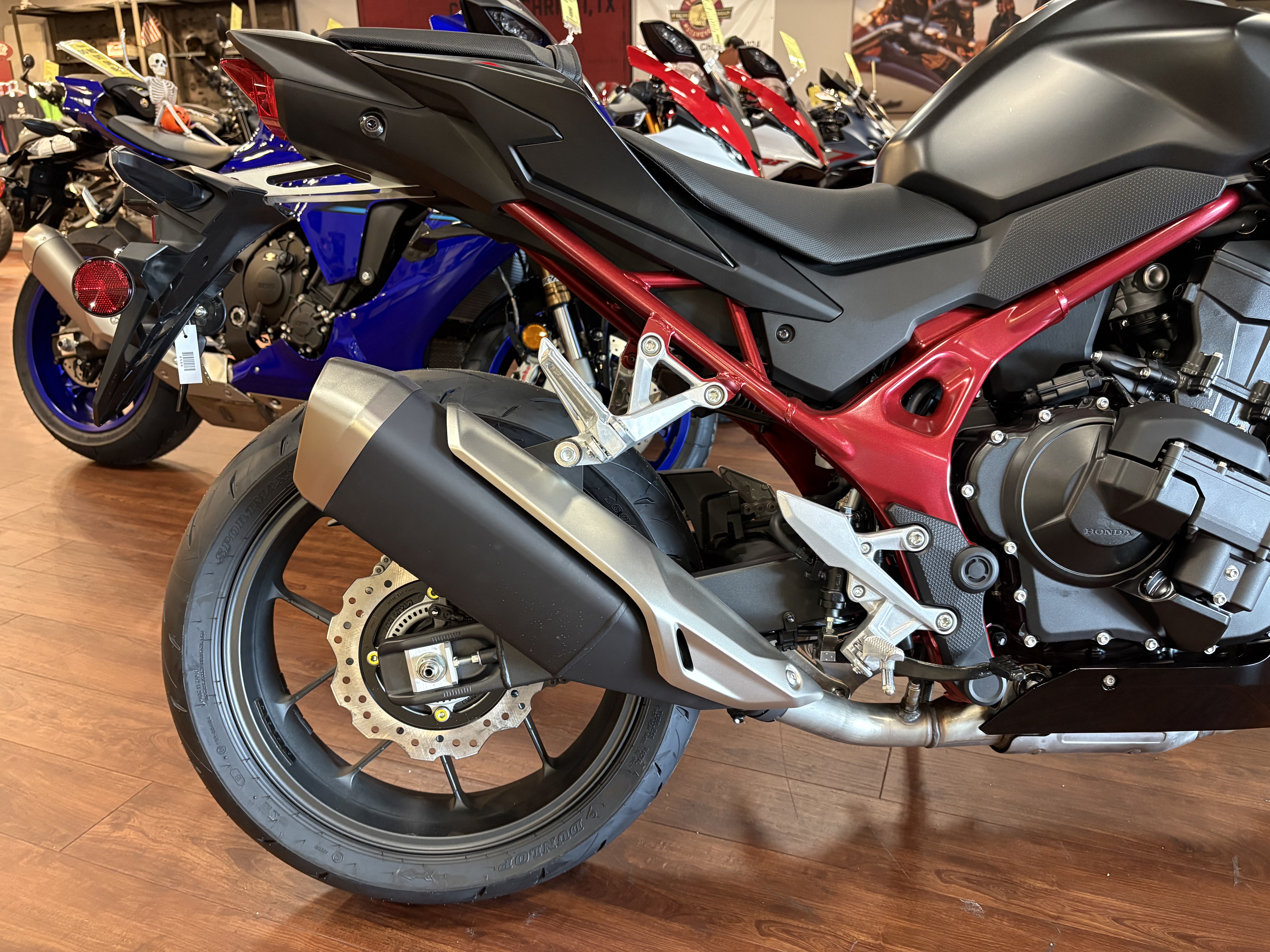 2026 Honda CB750 Hornet E-Clutch CRUISER