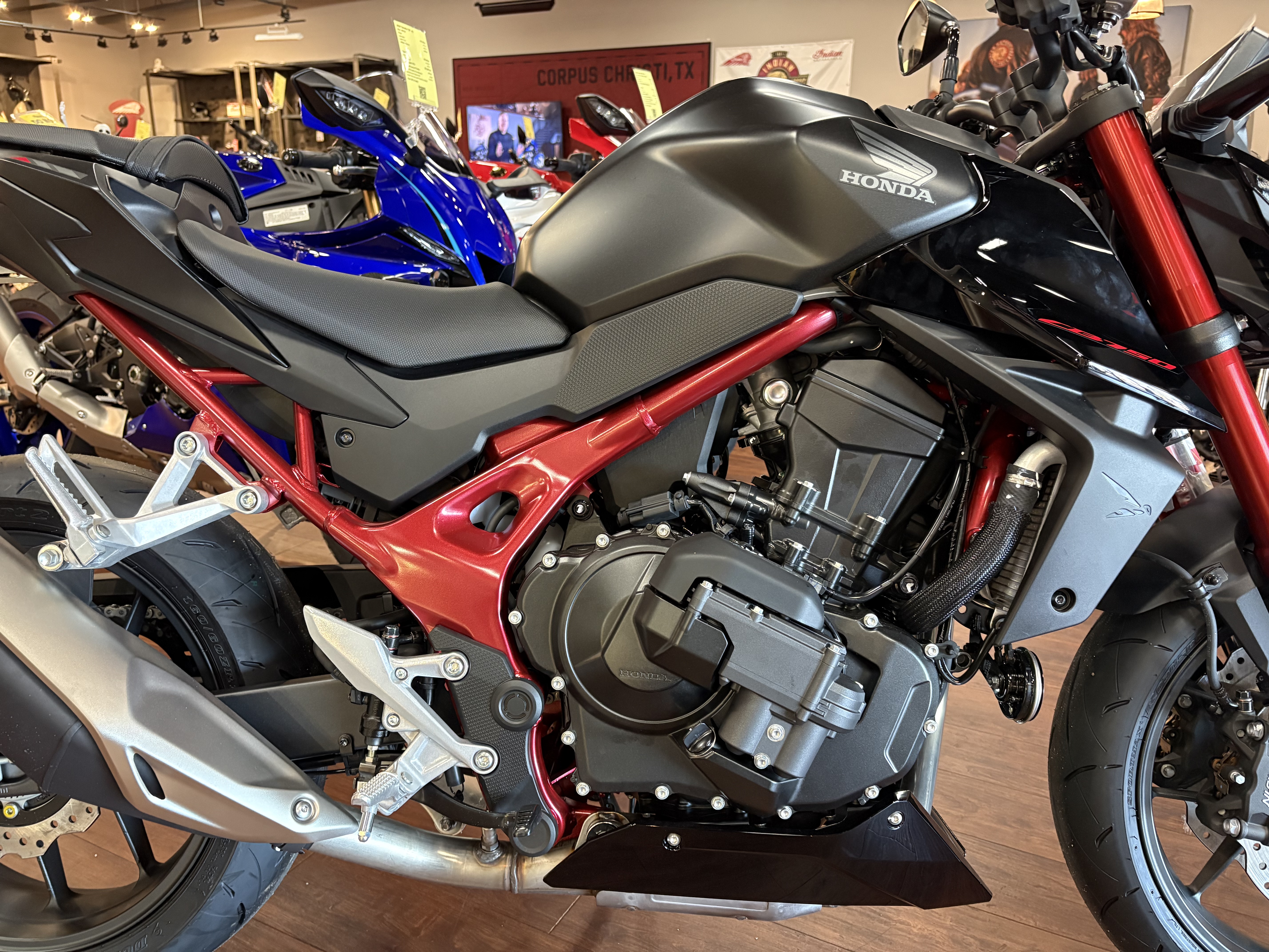 2026 Honda CB750 Hornet E-Clutch CRUISER