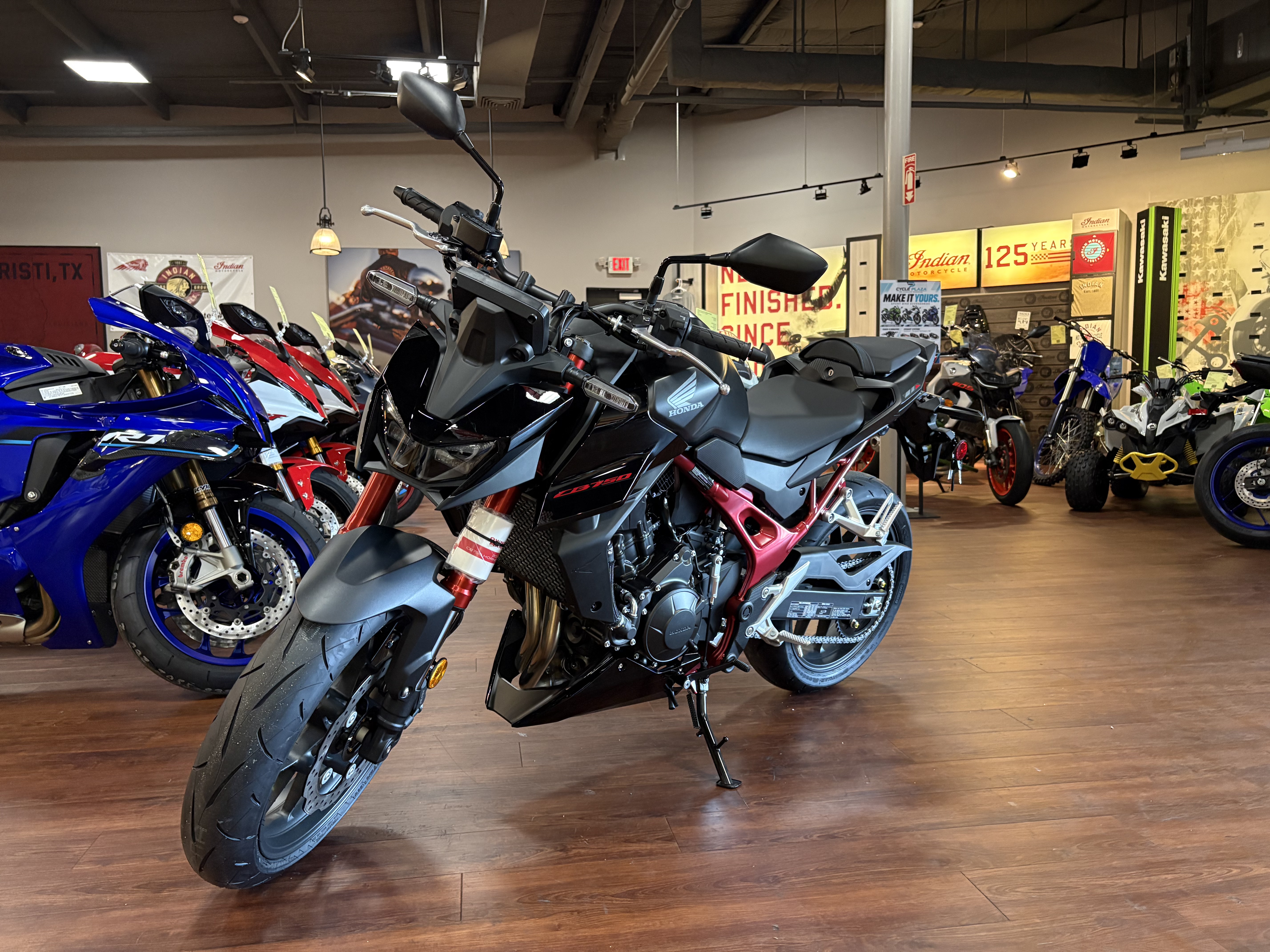 2026 Honda CB750 Hornet E-Clutch CRUISER