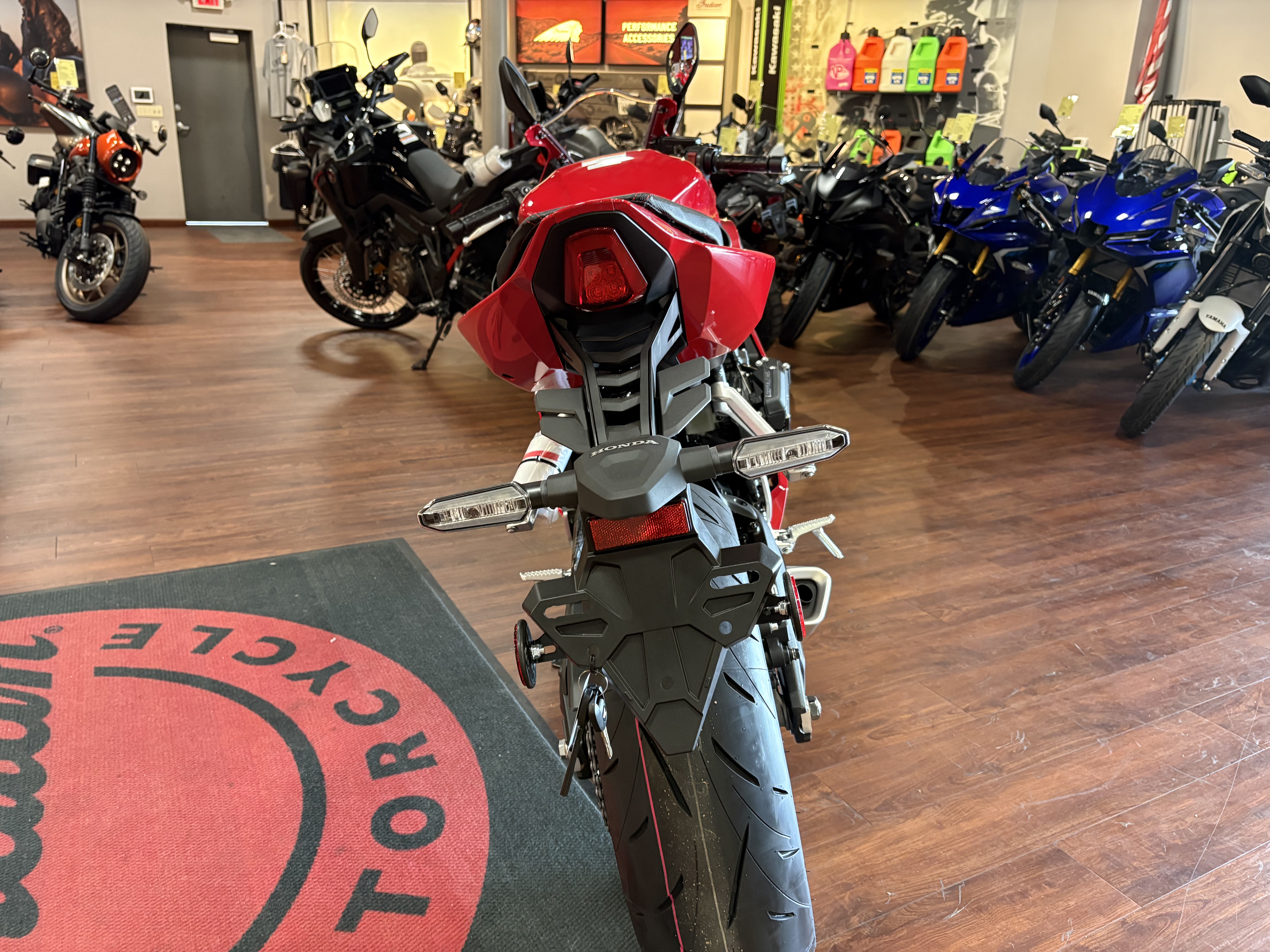2026 Honda CBR650R E-Clutch SPORT BIKE