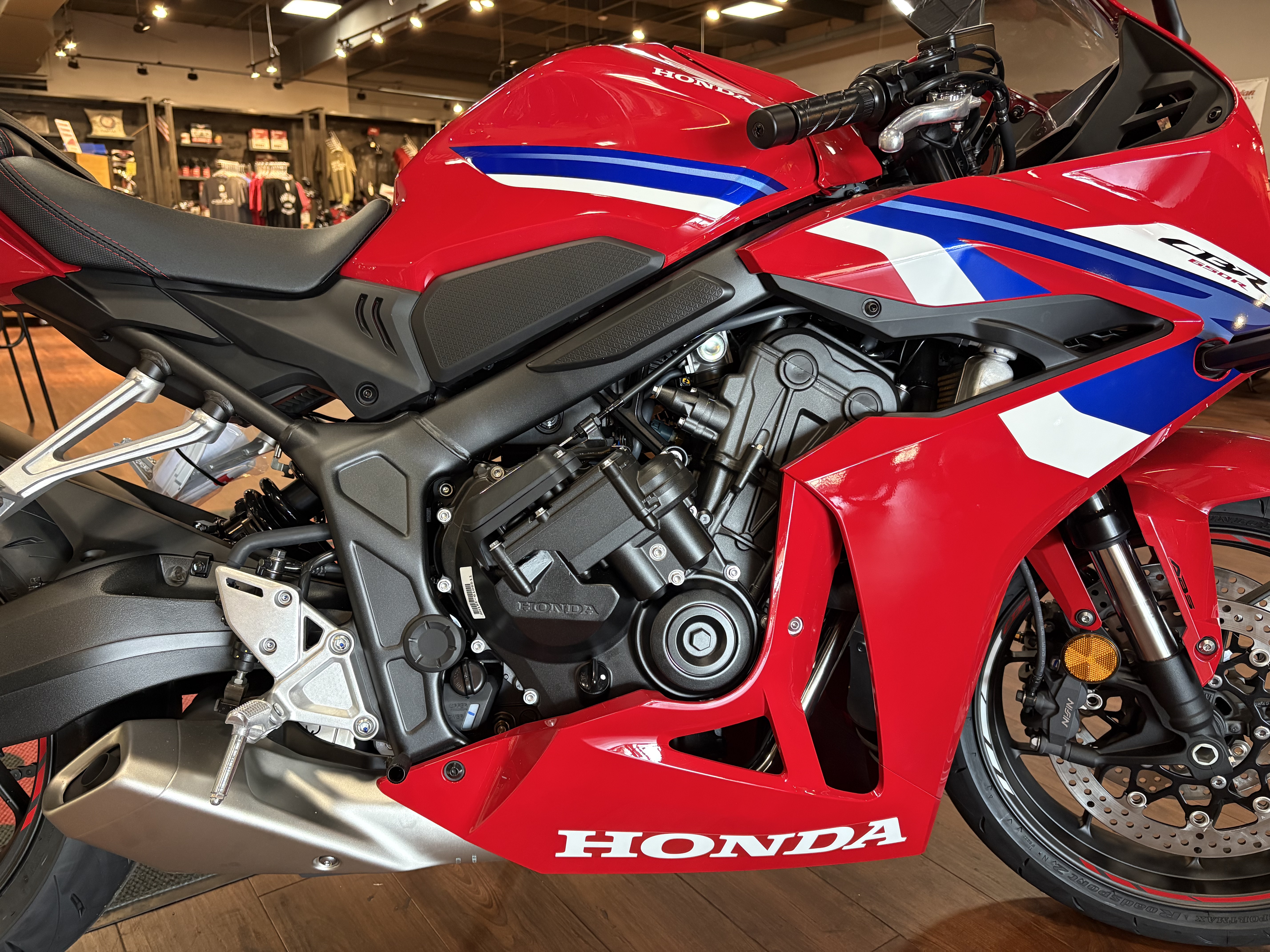 2026 Honda CBR650R E-Clutch SPORT BIKE