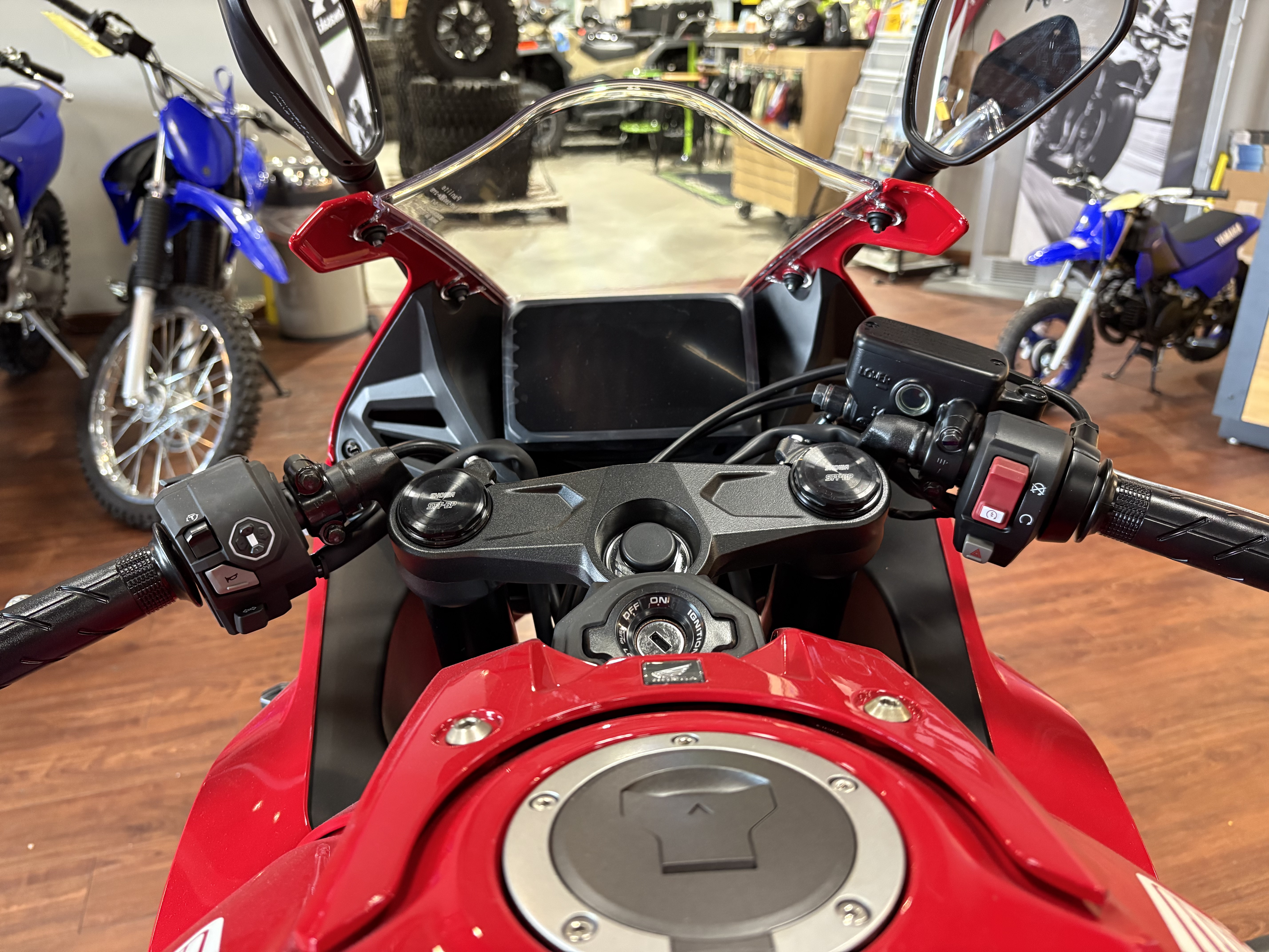 2026 Honda CBR650R E-Clutch SPORT BIKE