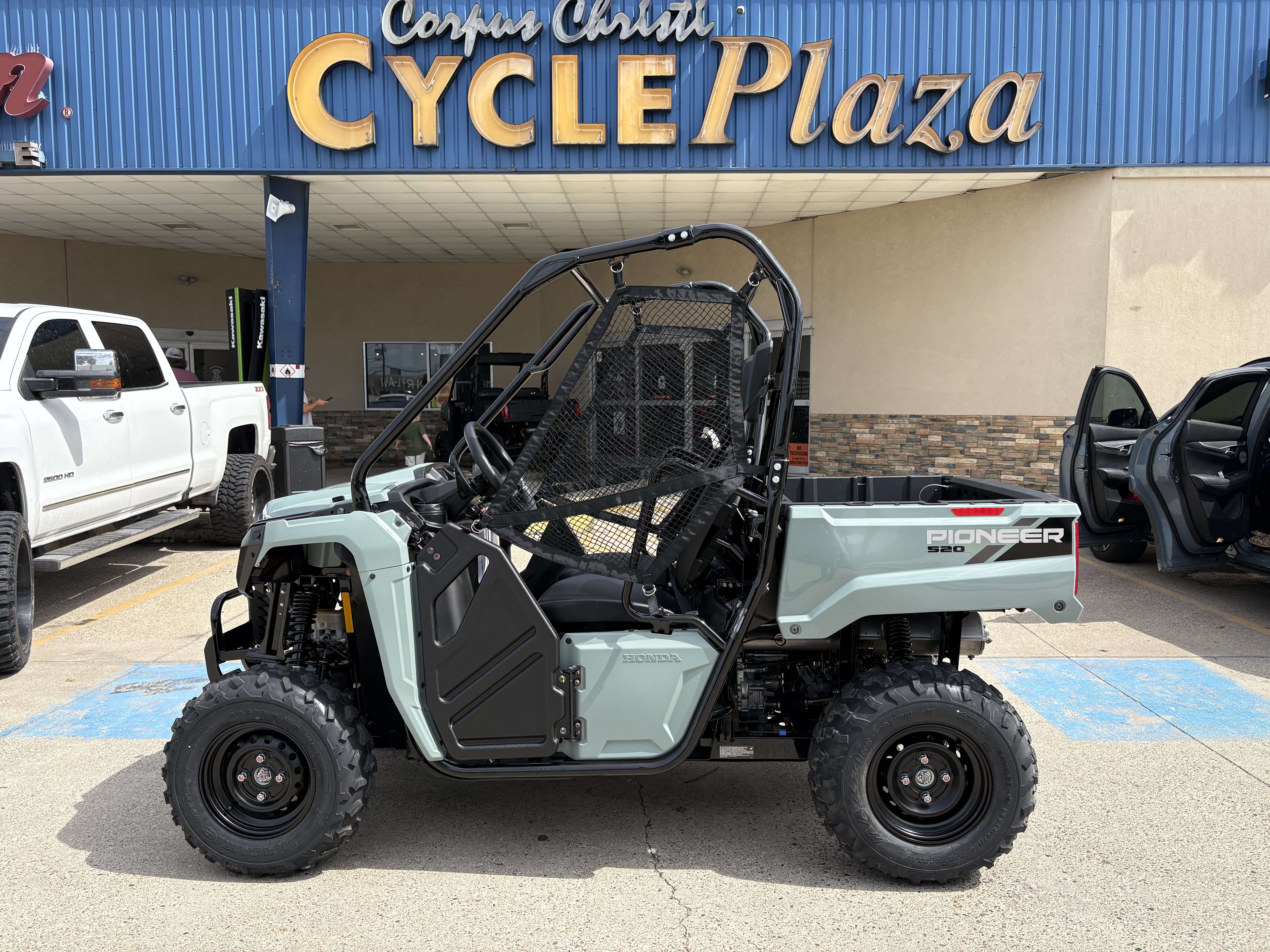 2026 Honda Pioneer 520 UTILITY VEHICLE