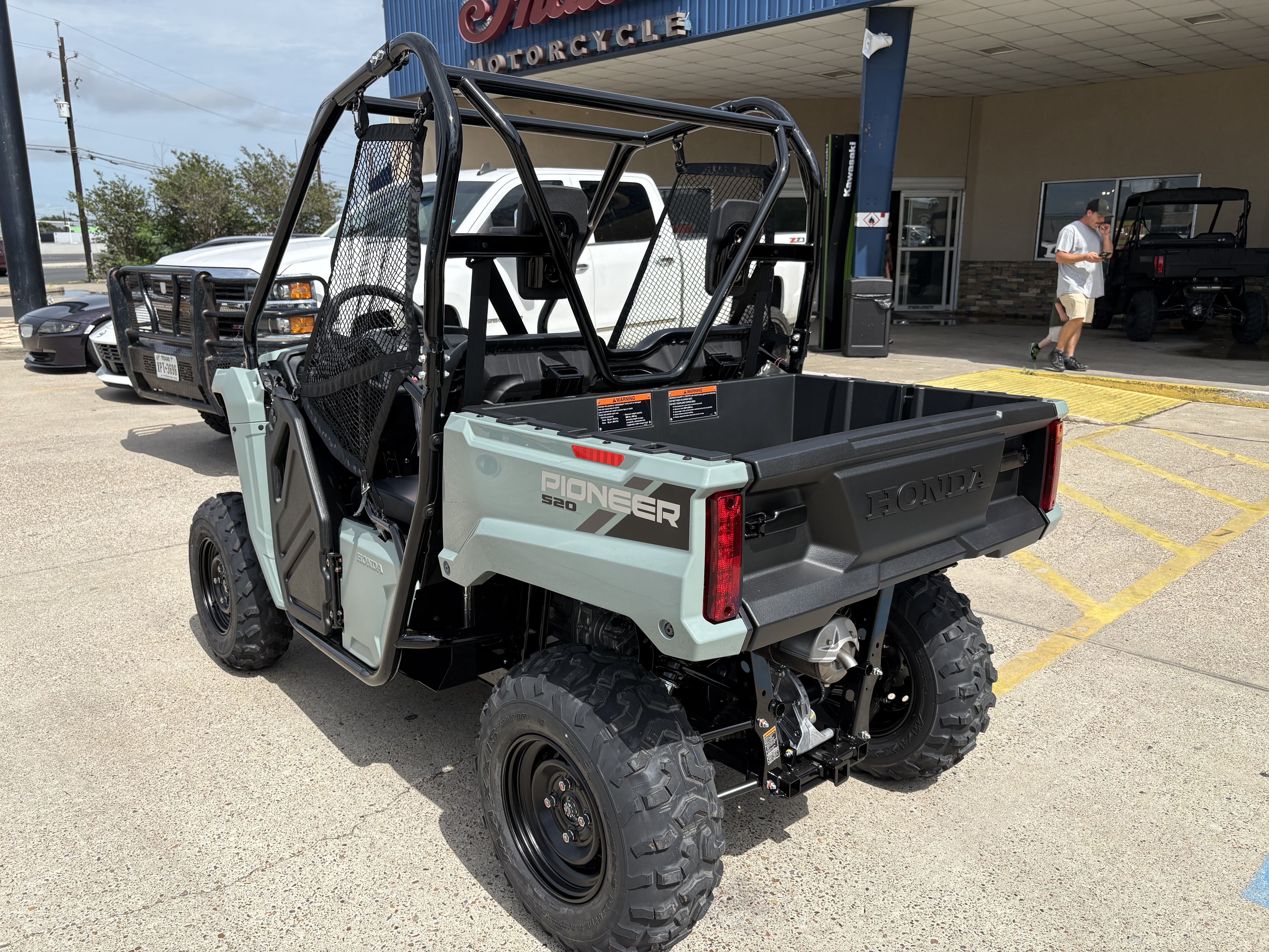 2026 Honda Pioneer 520 UTILITY VEHICLE