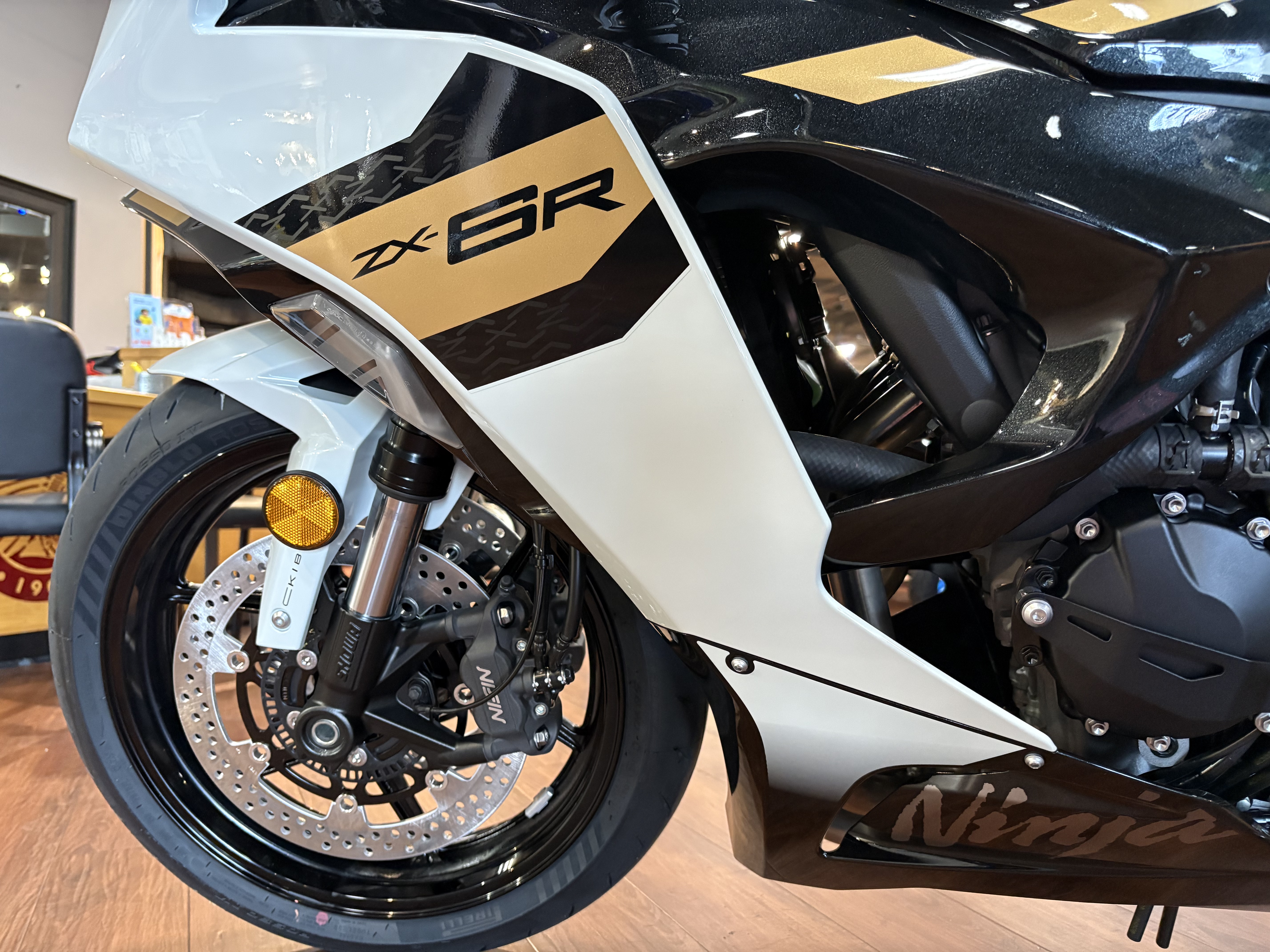 2026 Kawasaki Ninja ZX-6R SPORT BIKE