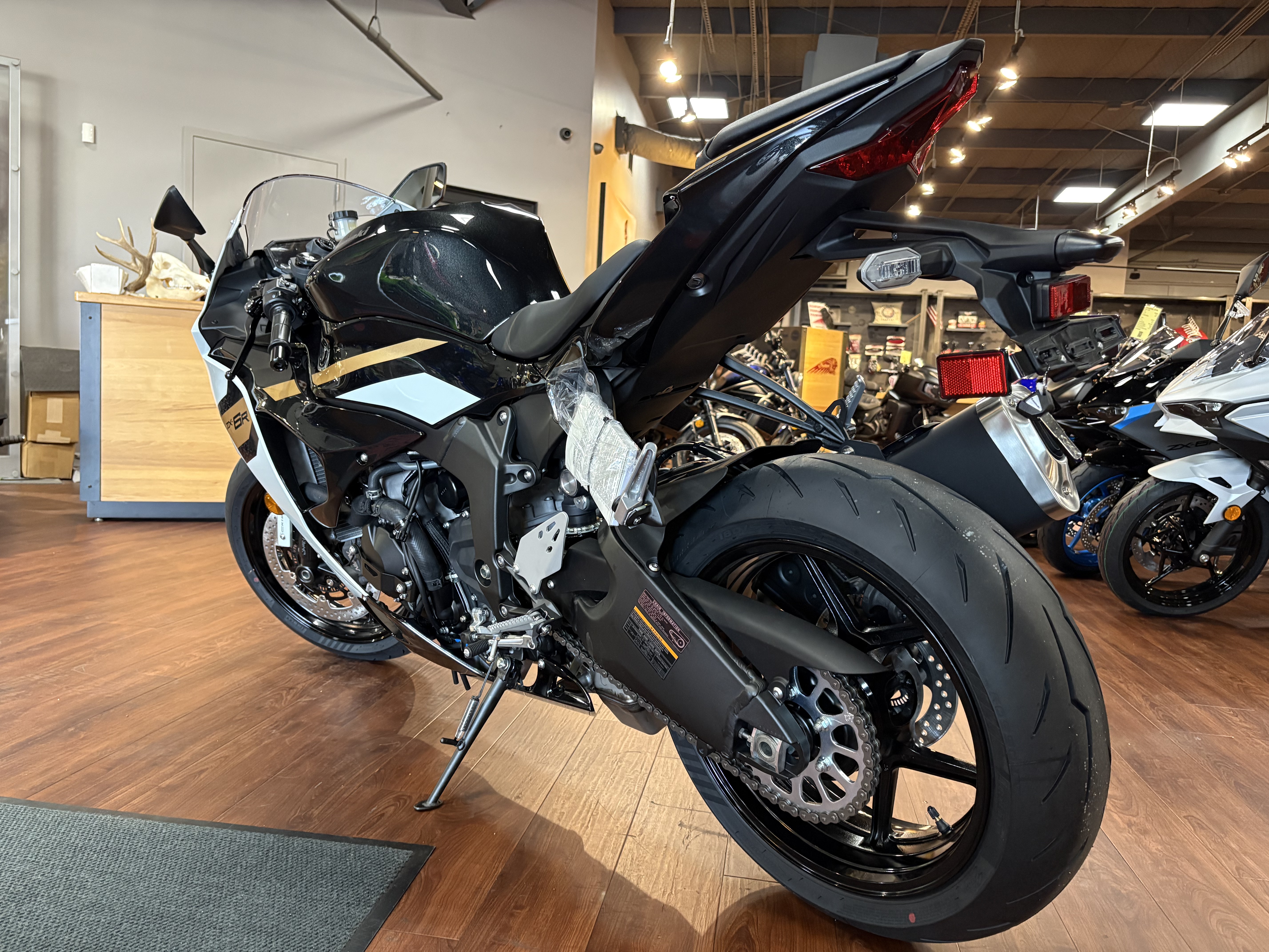 2026 Kawasaki Ninja ZX-6R SPORT BIKE
