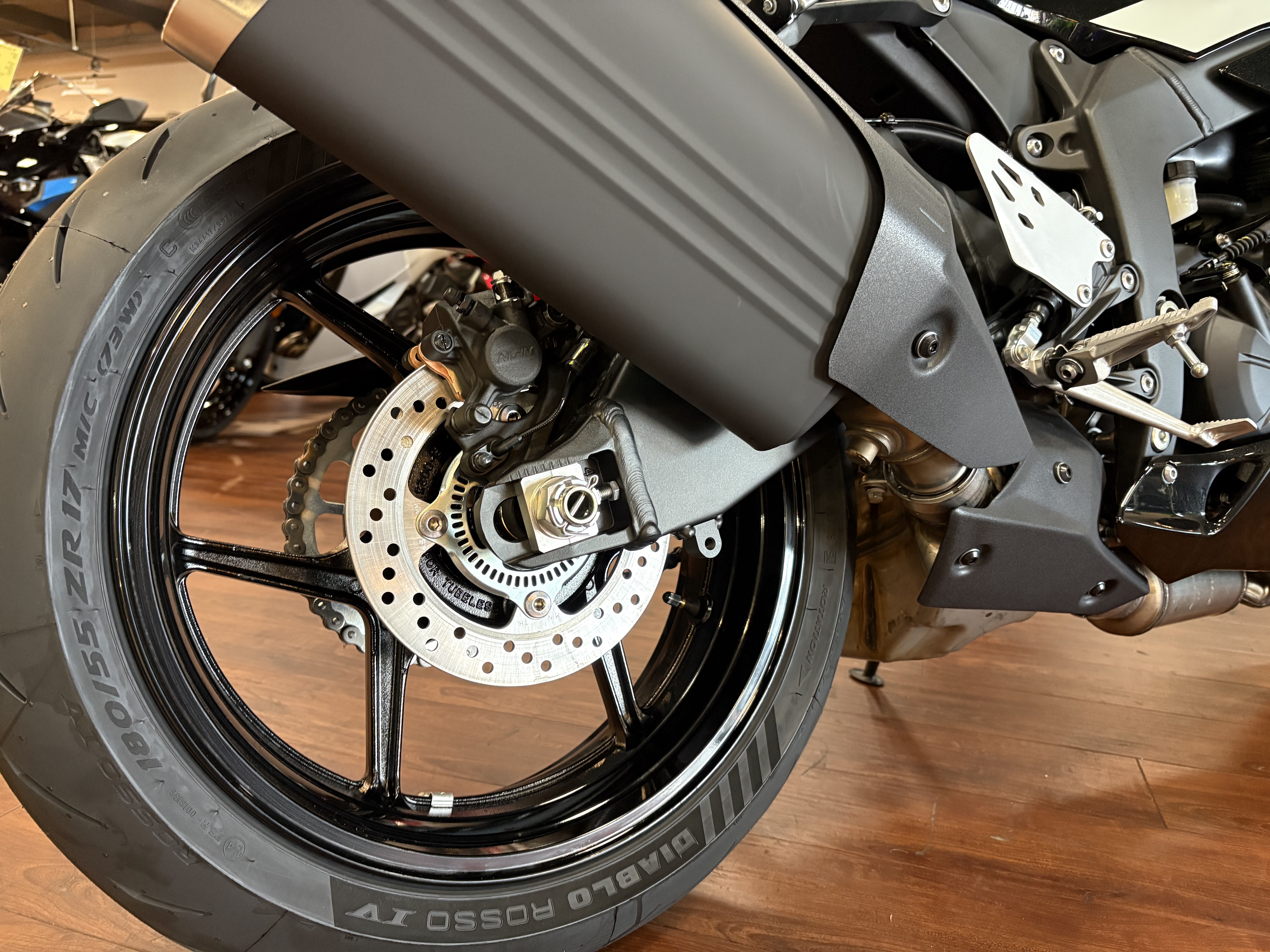 2026 Kawasaki Ninja ZX-6R SPORT BIKE