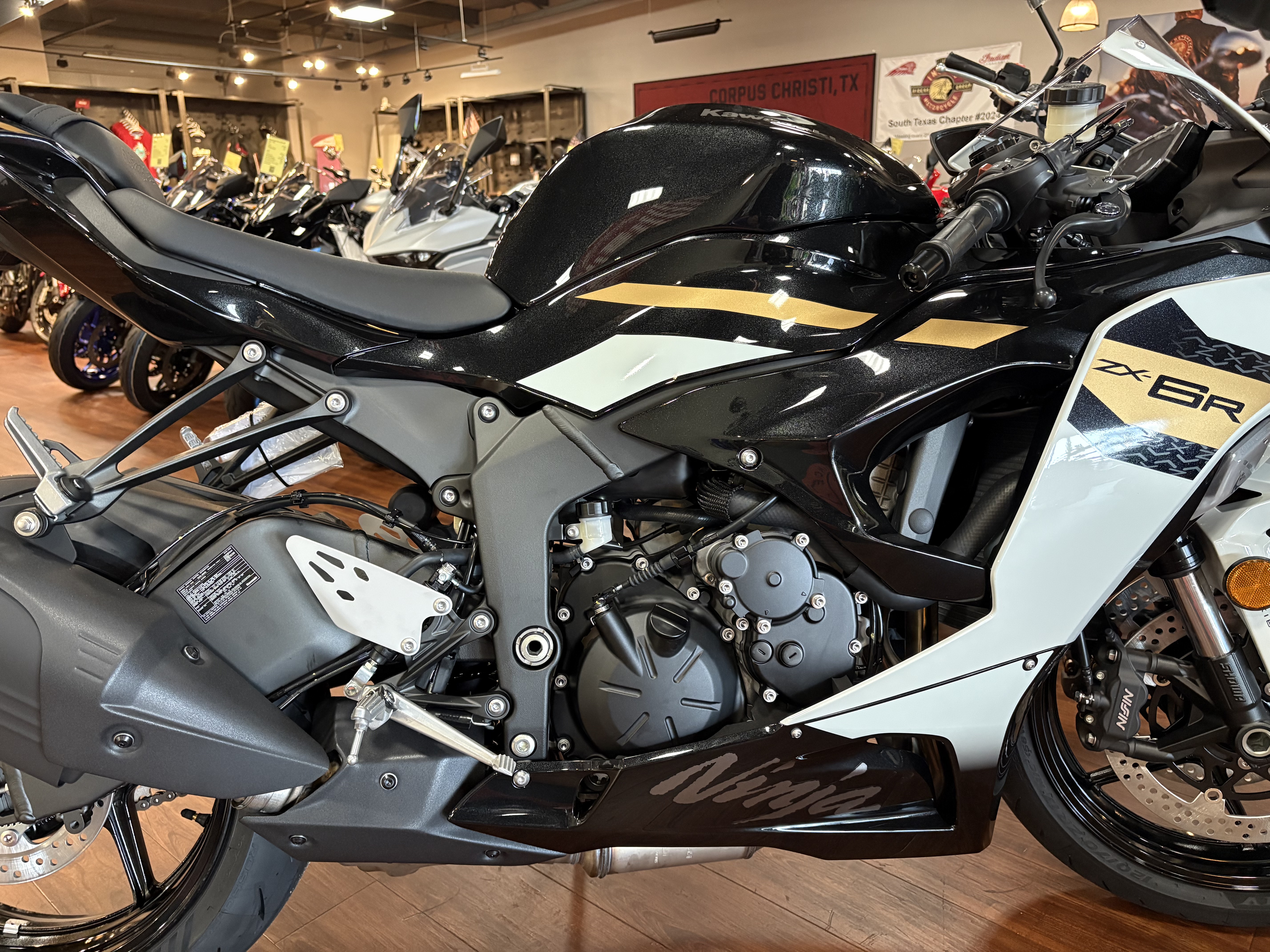 2026 Kawasaki Ninja ZX-6R SPORT BIKE