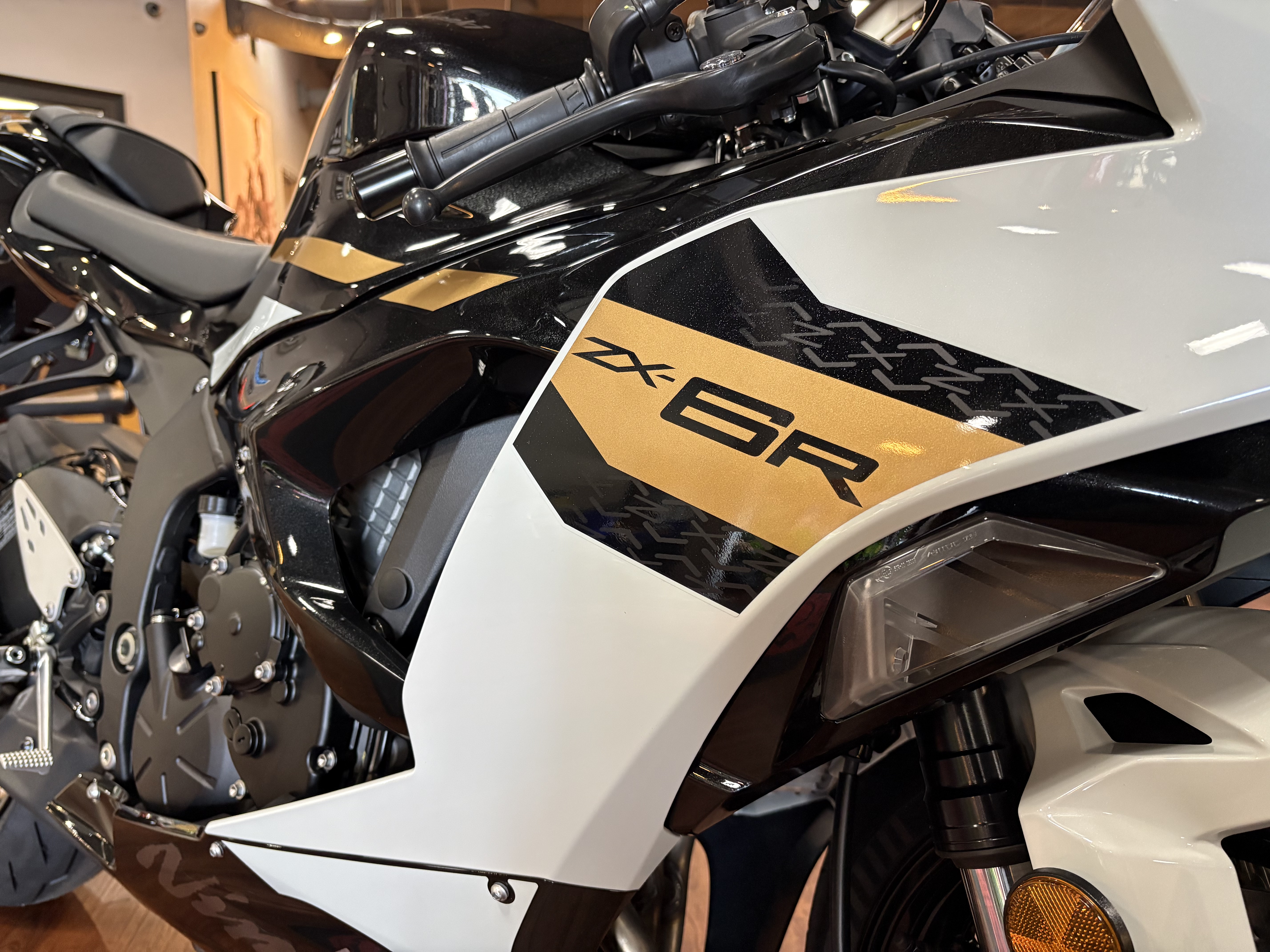 2026 Kawasaki Ninja ZX-6R SPORT BIKE