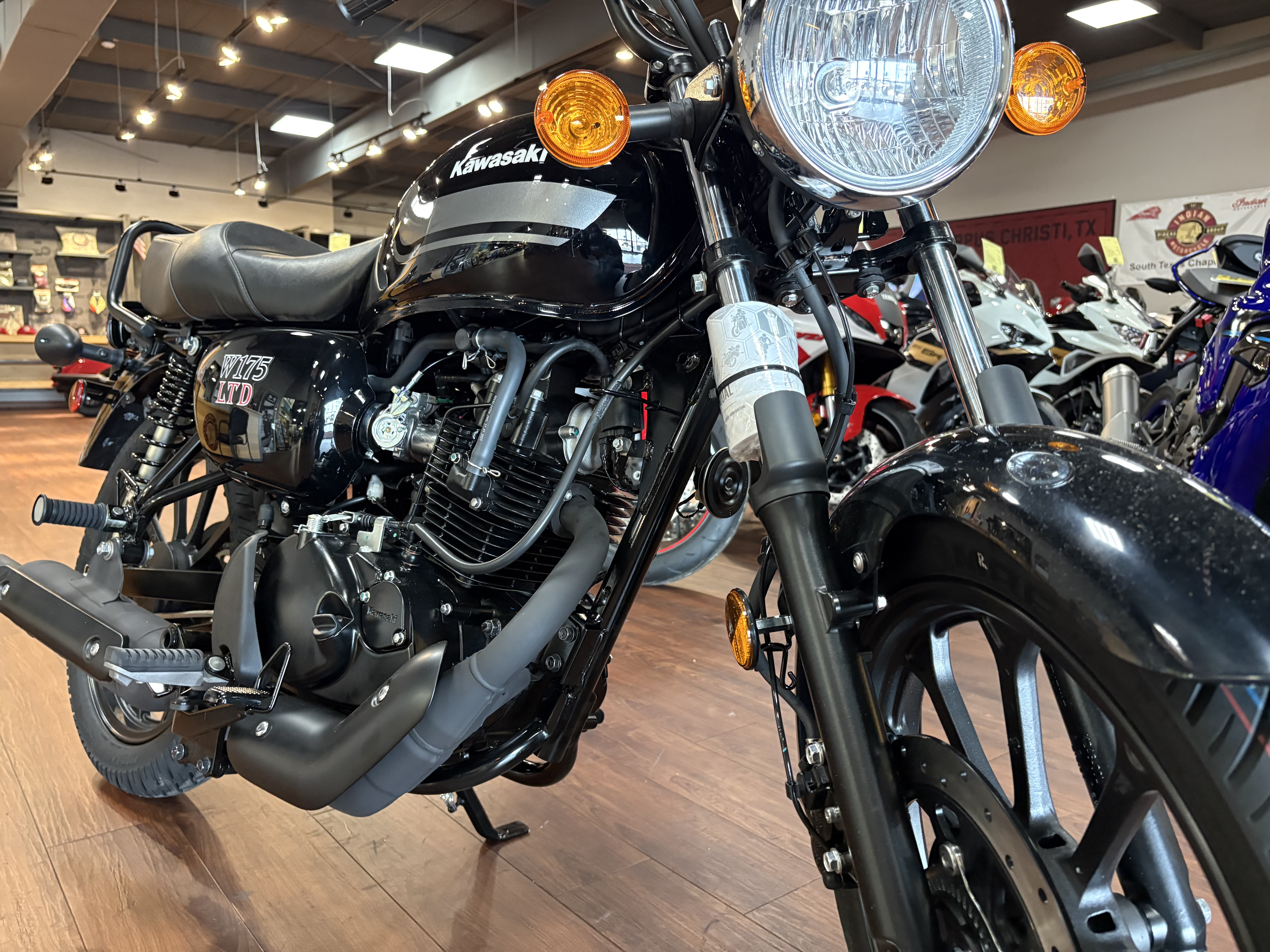 2026 KAWASAKI W175 LTD ABS CRUISER